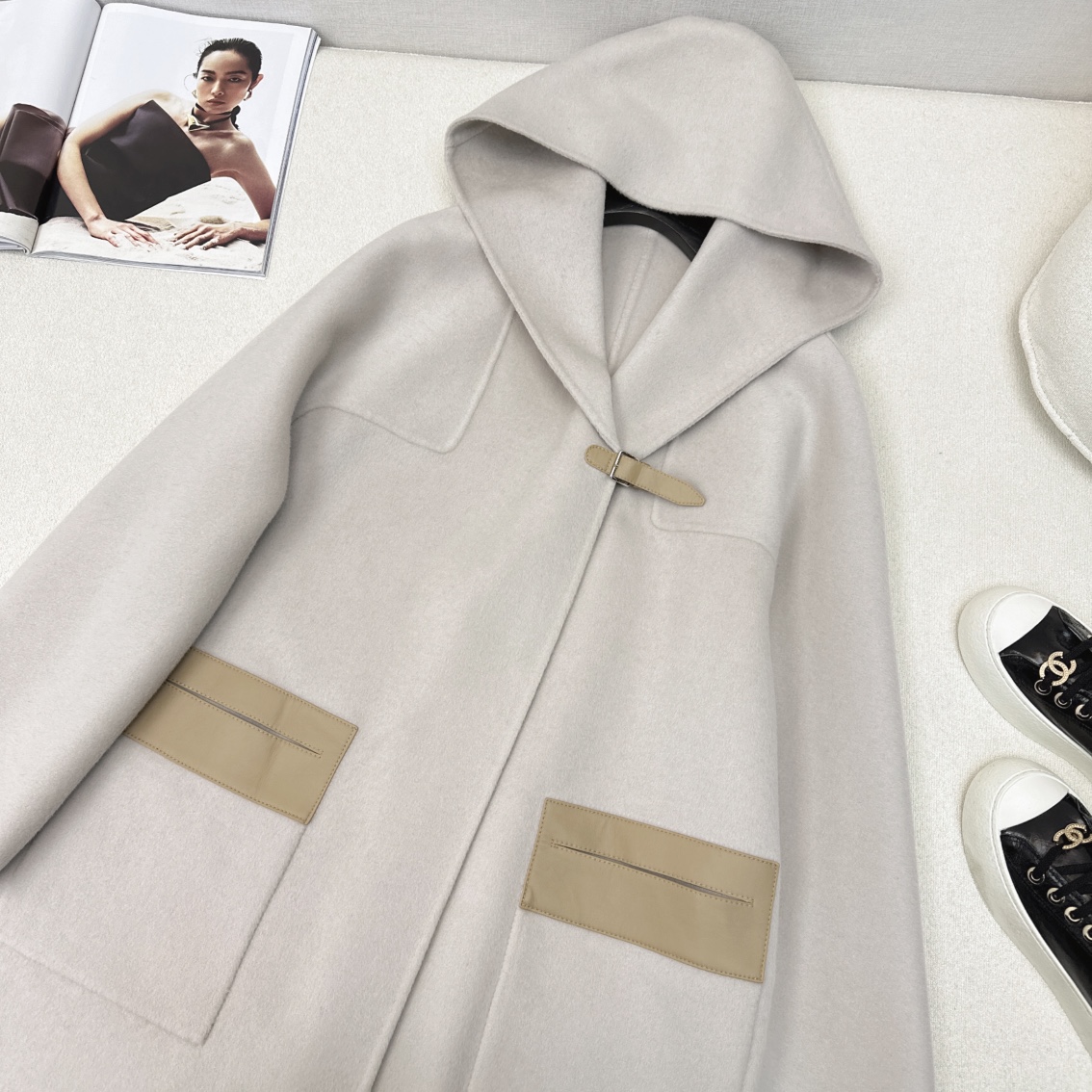 独家款～Her 25Ss————秋冬最新款本季必入大衣外套🖤 爆单款推荐 纯手工制作双面昵面料+拼接百分