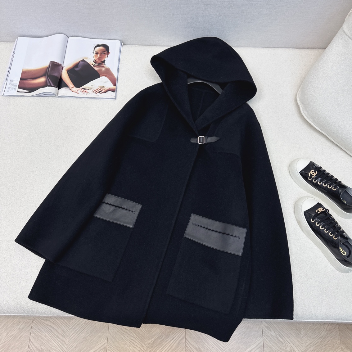 独家款～Her 25Ss————秋冬最新款本季必入大衣外套🖤 爆单款推荐 纯手工制作双面昵面料+拼接百分