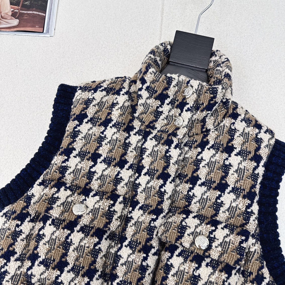 特价🉐️❗️ML❗️不退不换❗️爆单款推荐 C家 24Ss————秋冬最新款滑雪粗花呢格纹羽绒马甲🤍国标