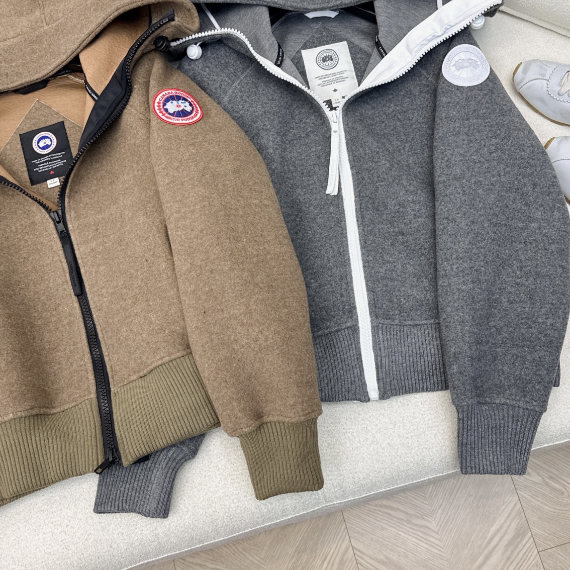 “Newest Geese and Wool Coat: High-End Gray with Merad Color System” - 图片 3
