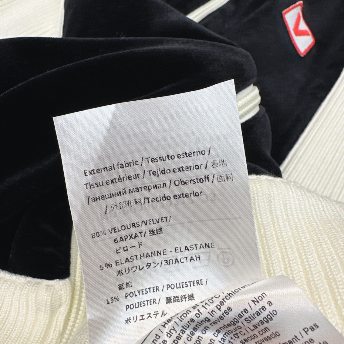 特价🉐️一套❗️现货齐码❗️不退不换❗️韩火火同款 VLTN 25Ss———早春最新款拼色丝绒套装🖤大翻