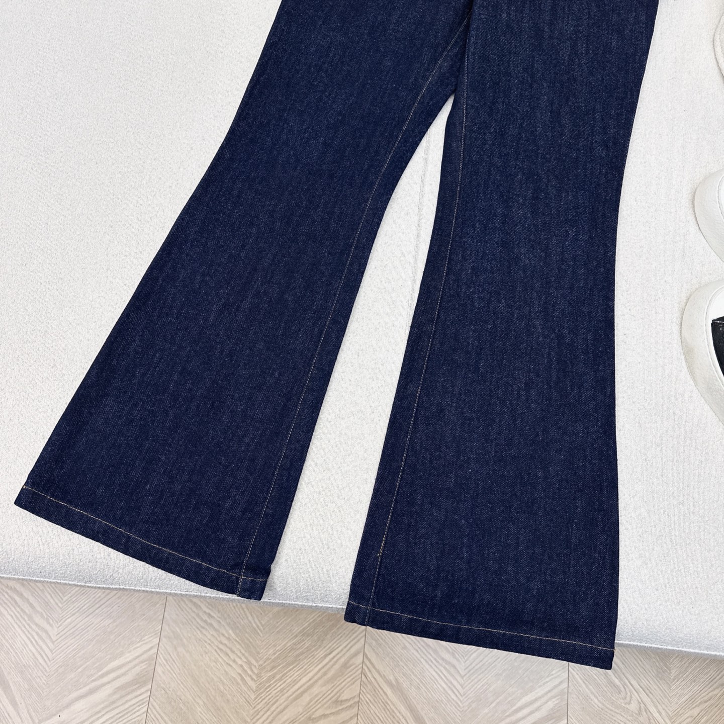 特价🉐️❗️SM❗️不退不换❗️独家首发 FD 25Ss————早春最新款时髦感套装🖤logo提花夹克外