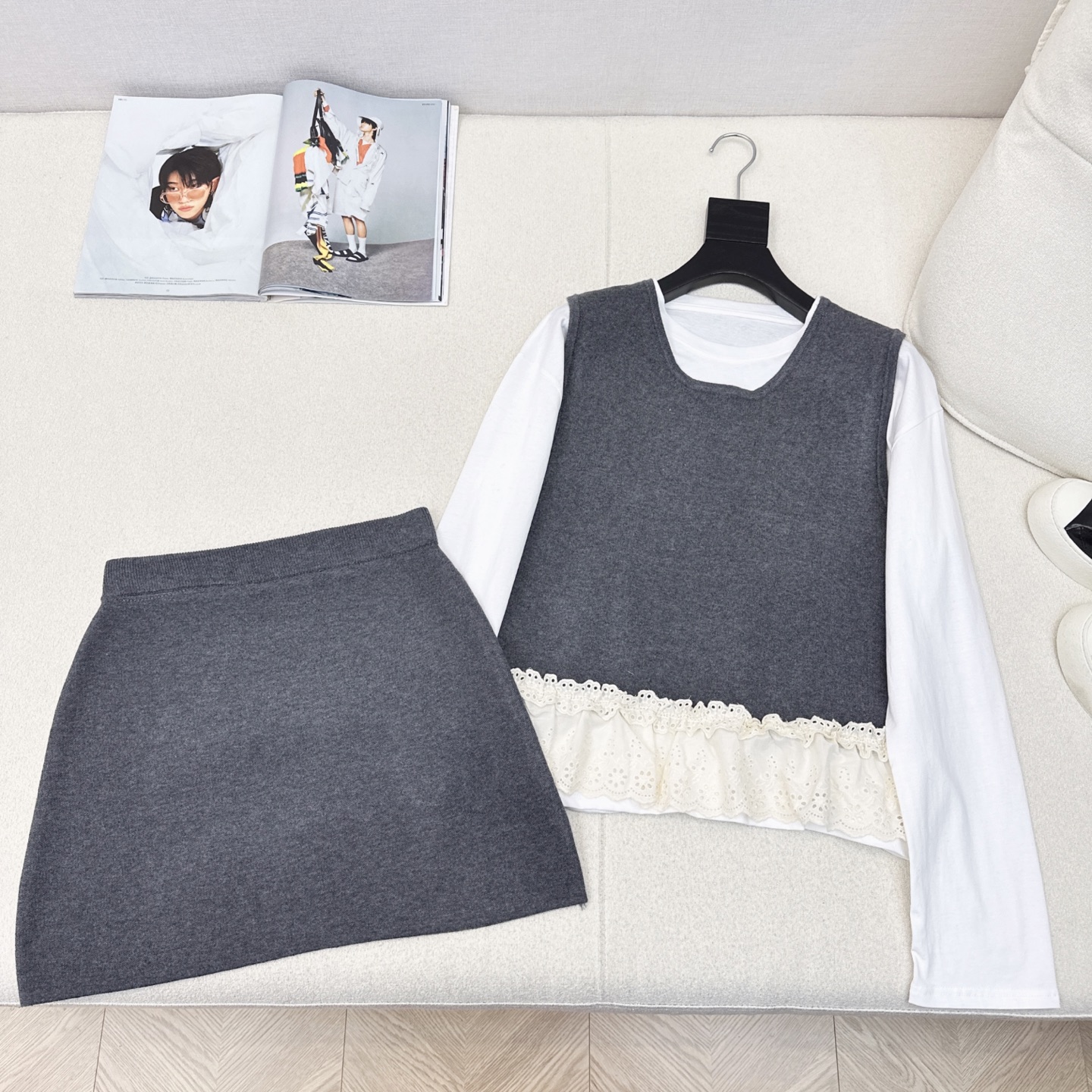 Luxurious Spring Suit with Two-Tone Design for Women: P690 Collection Overview - 图片 5