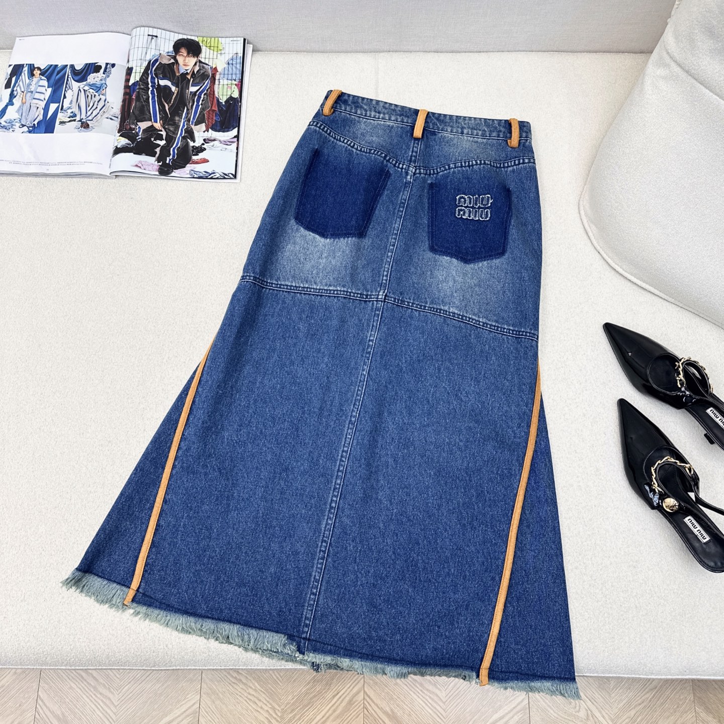 特价🉐️❗️SM❗️不退不换❗️百搭款 Miu 25Ss————春夏最新款后背字母logo装饰长款牛仔鱼