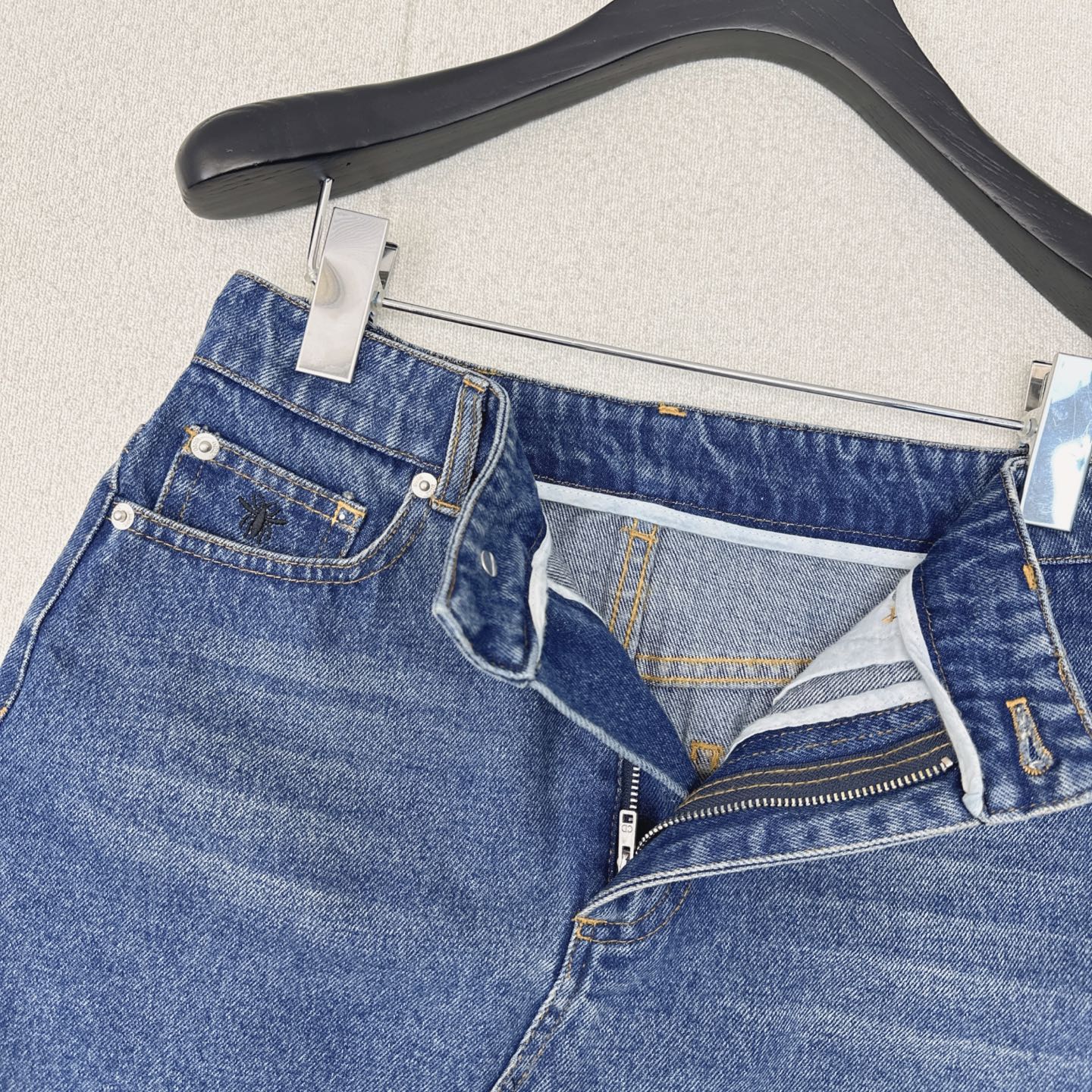 特价🉐️❗️现货齐码❗️不退不换❗️独家首发 CD 25Ss———春夏最新款miss D 系列牛仔套装🩵