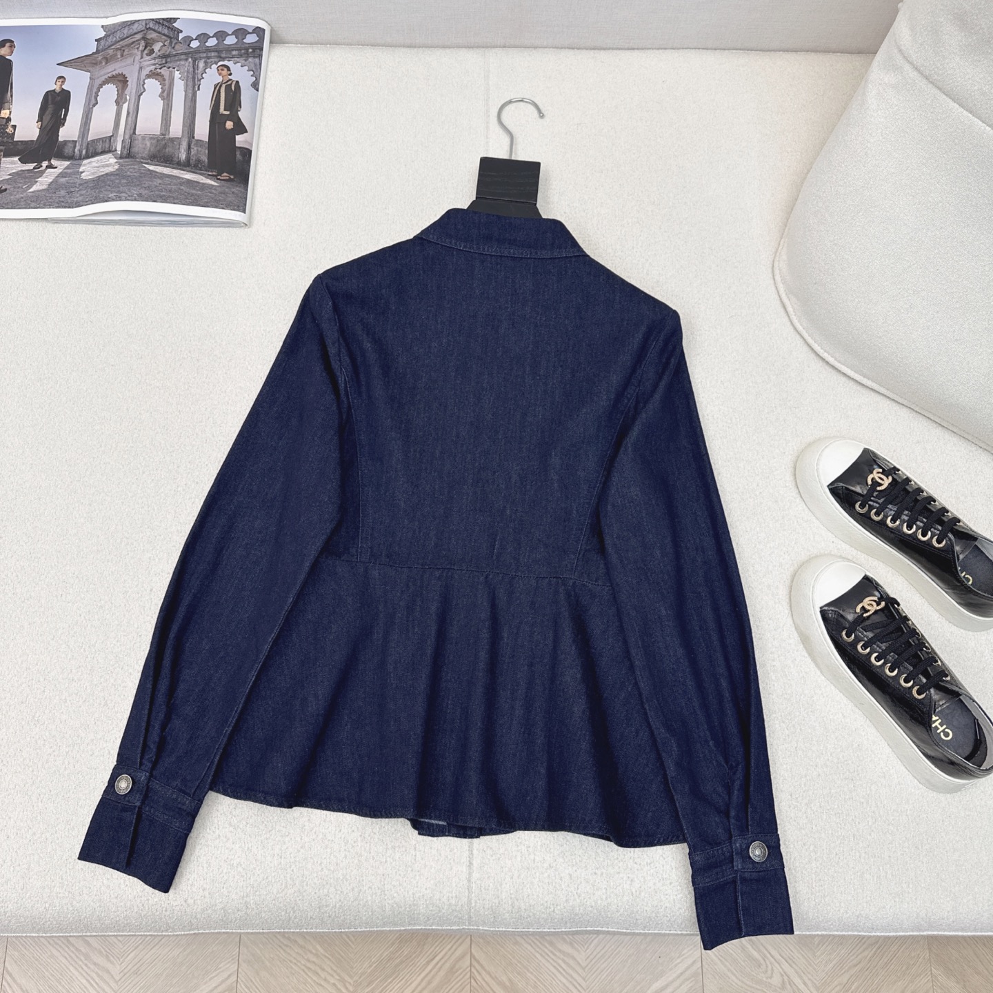 特价🉐️❗️SM❗️不退不换❗️CD 25Ss————早春最新款时髦感拉满牛仔衬衫🤍 定制牛仔面料质感超