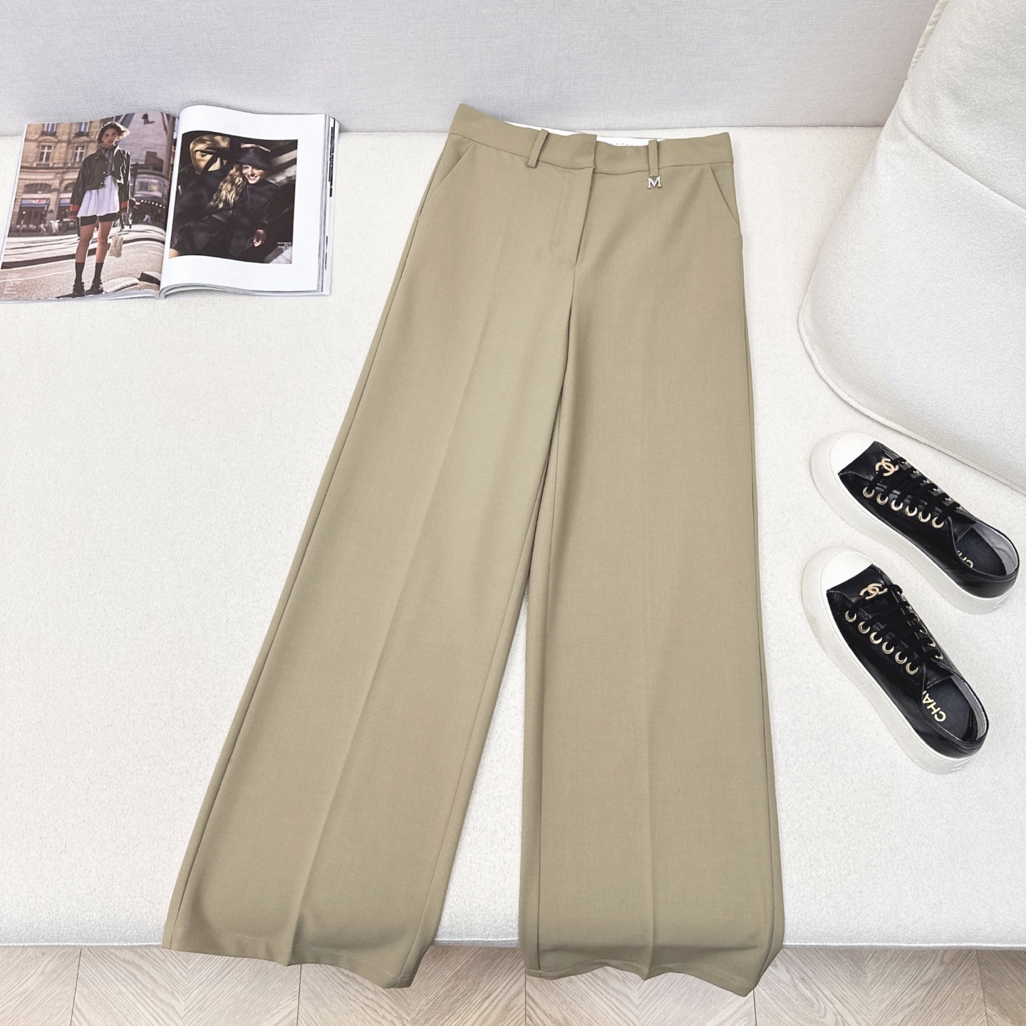 特价🉐️❗️现货齐码❗️不退不换❗️百搭王 Max 25Ss————春夏最新款五金装饰百搭西裤 🖤不管是