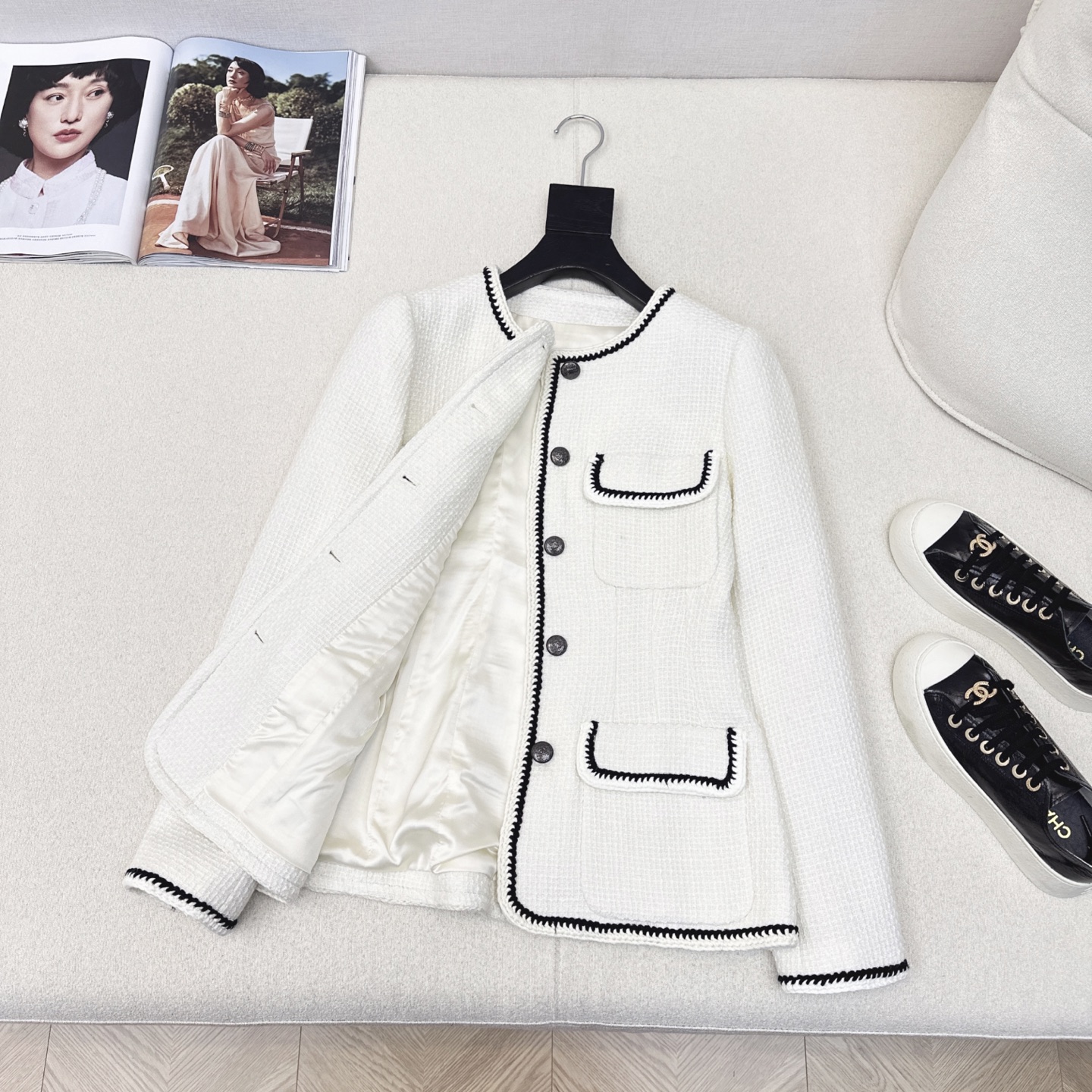 特价🉐️ ❗️现货齐码❗️不退不换❗️ 独家款 C家 25Ss————早春最新款经典黑白配色编织外套🤍自