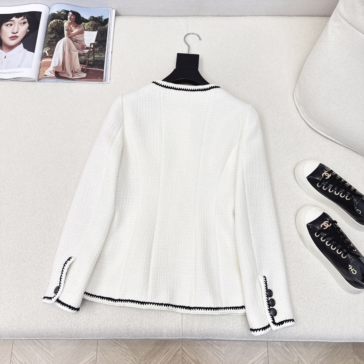 特价🉐️ ❗️现货齐码❗️不退不换❗️ 独家款 C家 25Ss————早春最新款经典黑白配色编织外套🤍自