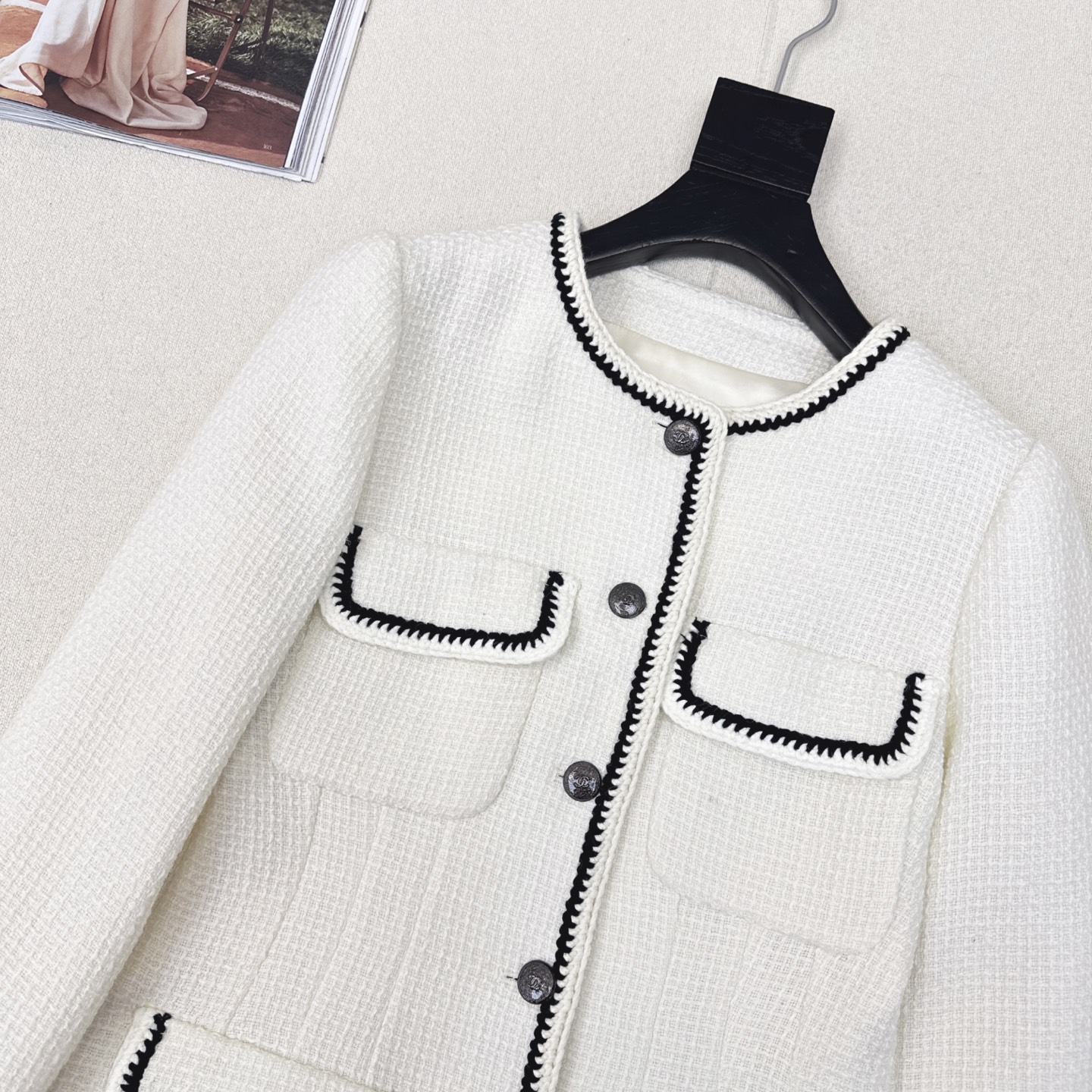 特价🉐️ ❗️现货齐码❗️不退不换❗️ 独家款 C家 25Ss————早春最新款经典黑白配色编织外套🤍自