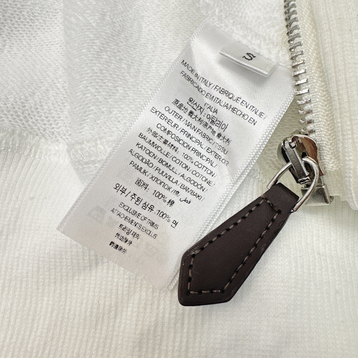 特价🉐️❗️现货齐码❗️不退不换❗️休闲时髦 Bur 25Ss————春夏最新款连帽休闲外套 🤍超级实穿