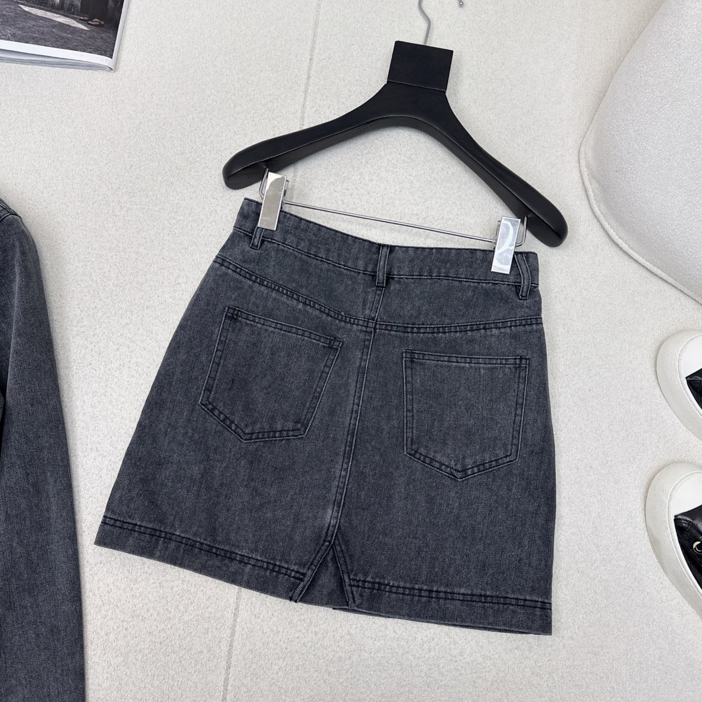 特价🉐️❗️现货齐码❗️不退不换❗️日常时髦指南 CD 25Ss————春夏最新款牛仔套装🖤立领牛仔外套