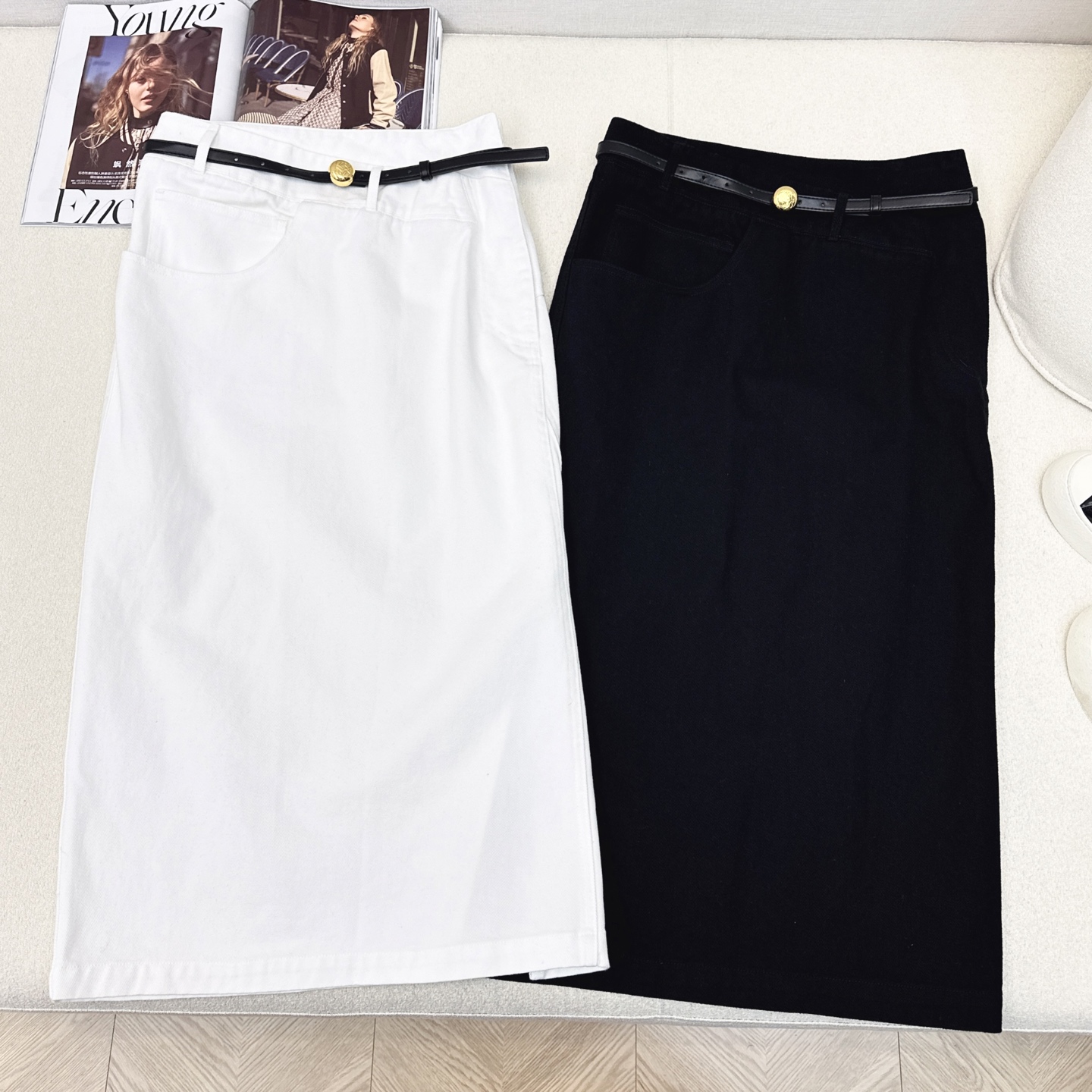 特价🉐️ ❗️现货齐码❗️不退不换❗️时髦精穿搭 Loe 25Ss————春夏最新款不规则剪裁设计牛仔半