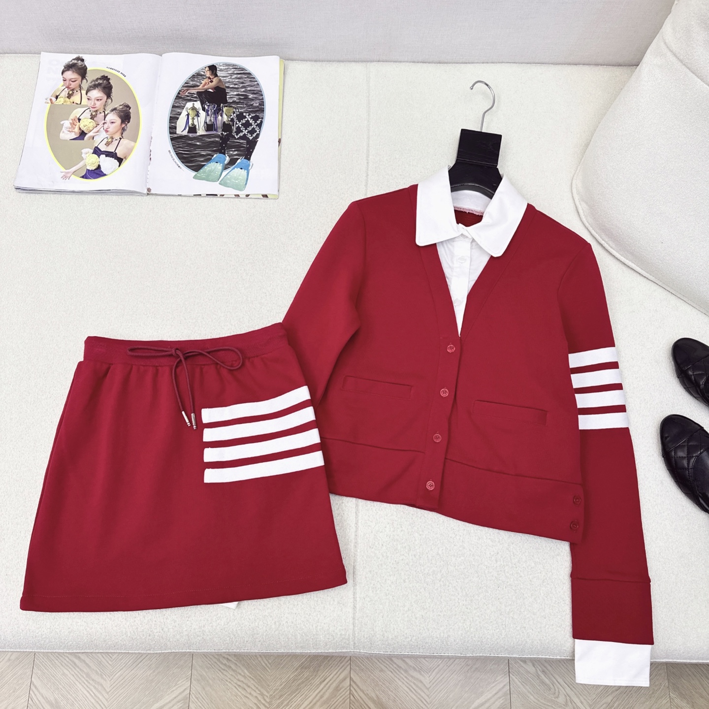 特价🉐️一套❗️现货齐码❗️不退不换❗️休闲推荐 TB 25Ss————春夏最新款减龄学院风休闲套装♥️