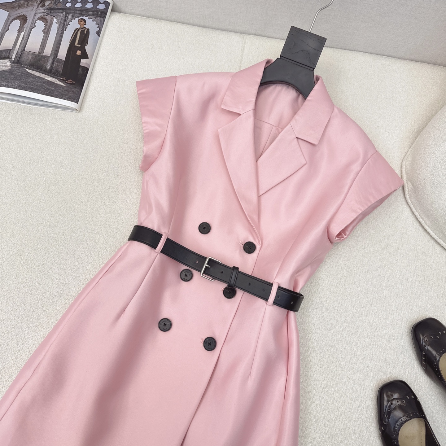 Elegant Double-Breasted Dress - Timeless Style, Flattering Fit, Perfect for Any Occasion 6 i1741492007636 2335 0 4