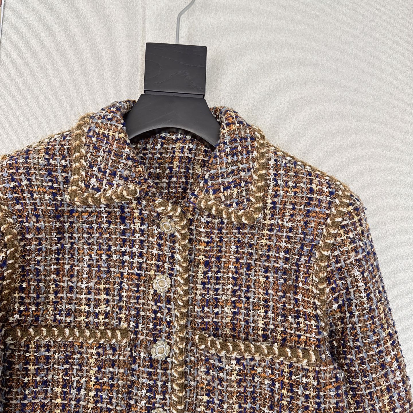 Elegant Tweed Jacket - Classic Chanel Style with Rhinestone Buttons 5 i1741579979428 7197 0 3