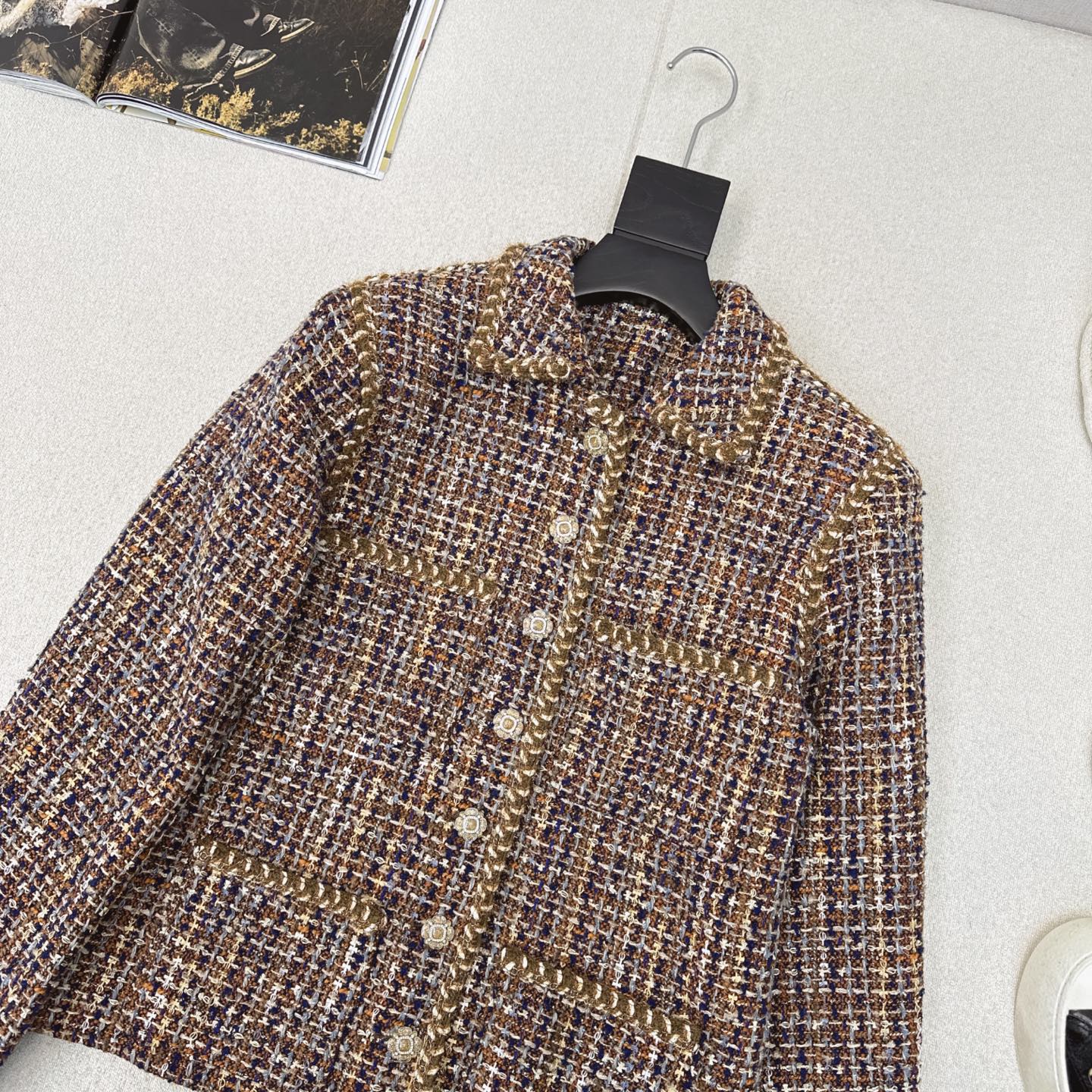 Elegant Tweed Jacket - Classic Chanel Style with Rhinestone Buttons 3 i1741579980425 5184 0 1