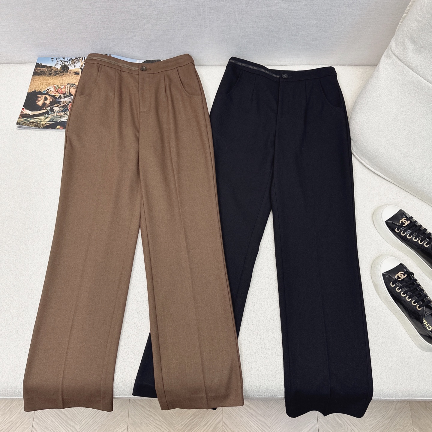 特价🉐️❗️现货齐码❗️不退不换❗️独家款～ Miu 25Ss————春夏最新款织带装饰西裤 🤎轻松穿出