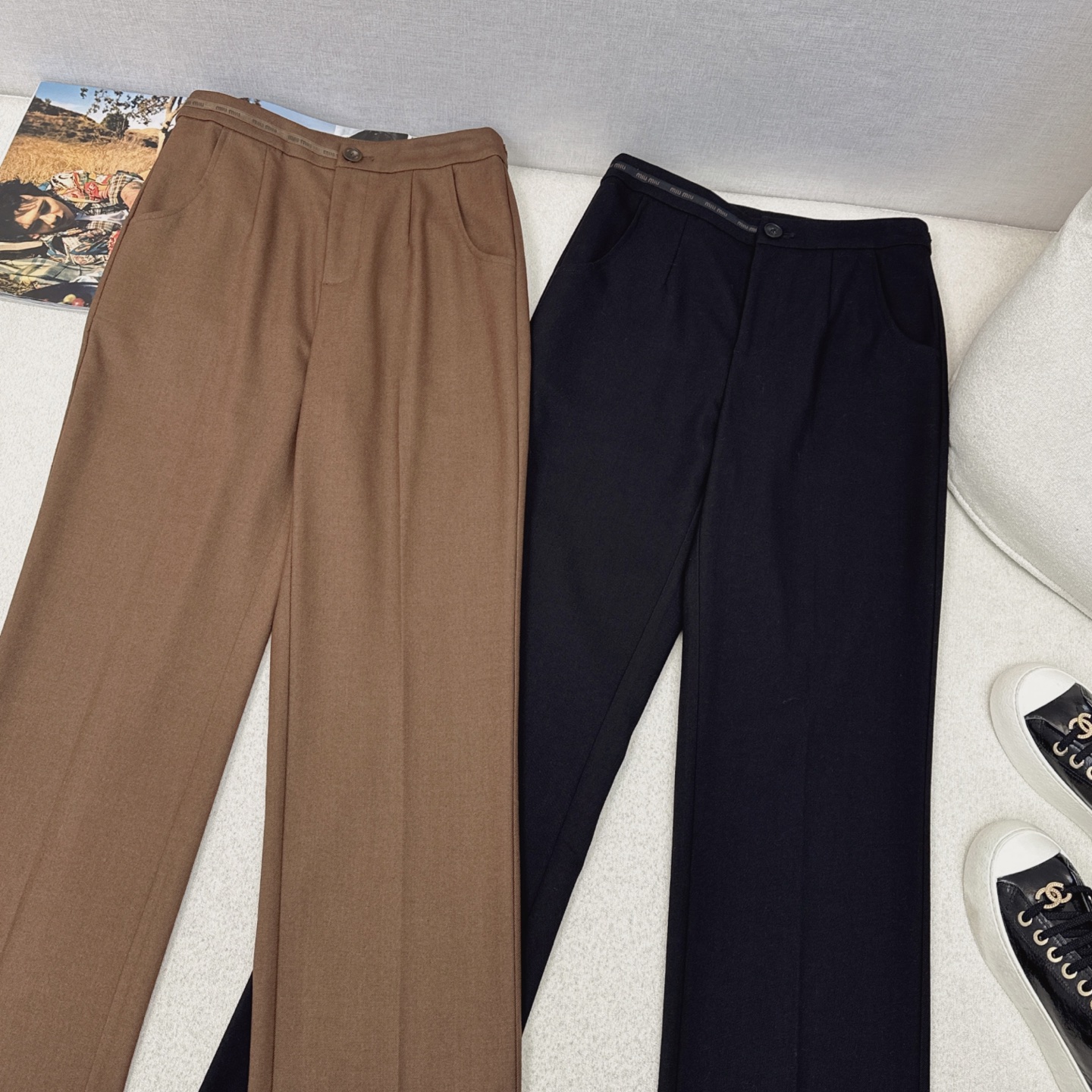 特价🉐️❗️现货齐码❗️不退不换❗️独家款～ Miu 25Ss————春夏最新款织带装饰西裤 🤎轻松穿出