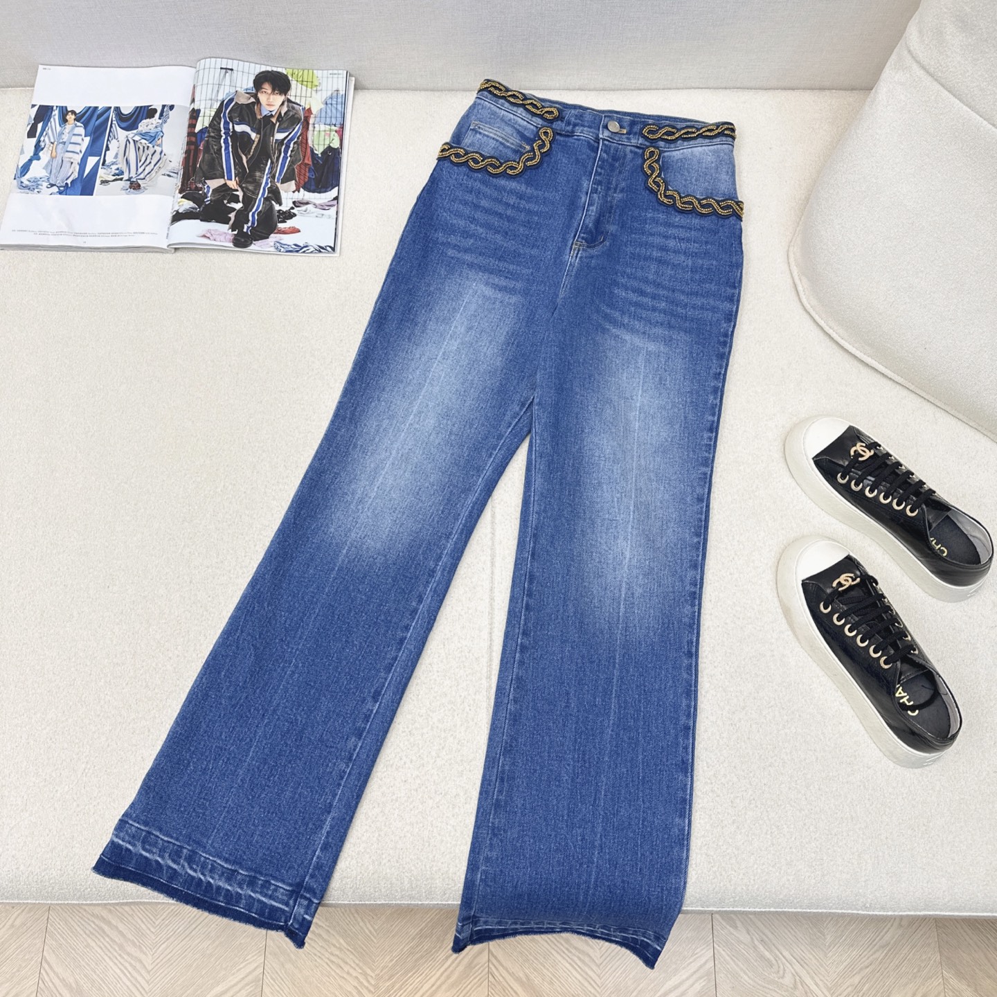 VLTN 25Ss Women's High-Waisted Straight Leg Jeans with Bead Embellishments 2 i1742097213083 6969 0 0