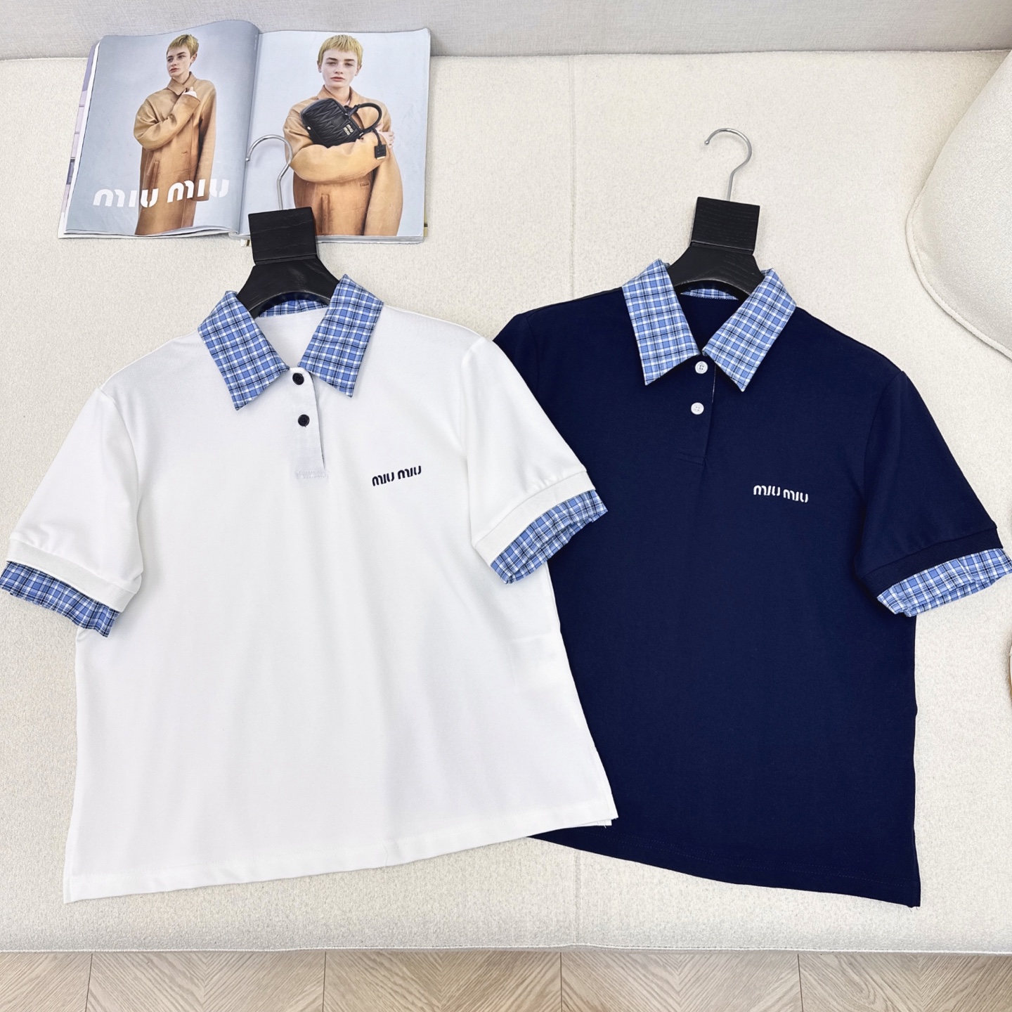 特价🉐️❗️白色SML❗️不退不换❗️李兰迪同款 Miu 25Ss————春夏最新款一系列🖤拼接格纹po