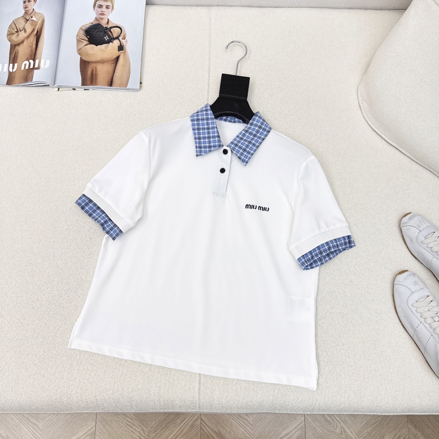 特价🉐️❗️白色SML❗️不退不换❗️李兰迪同款 Miu 25Ss————春夏最新款一系列🖤拼接格纹po