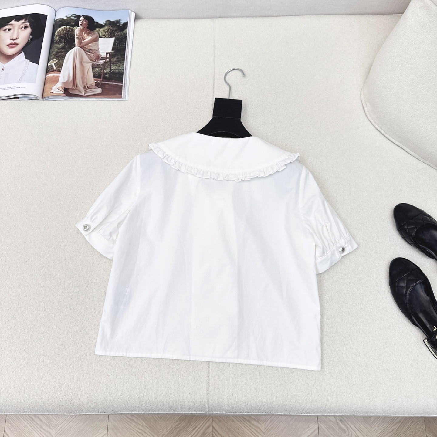 特价🉐️❗️现货齐码❗️不退不换❗️优雅气质 C家 25Ss————春夏最新款法式木耳花边白色衬衫 🤍一