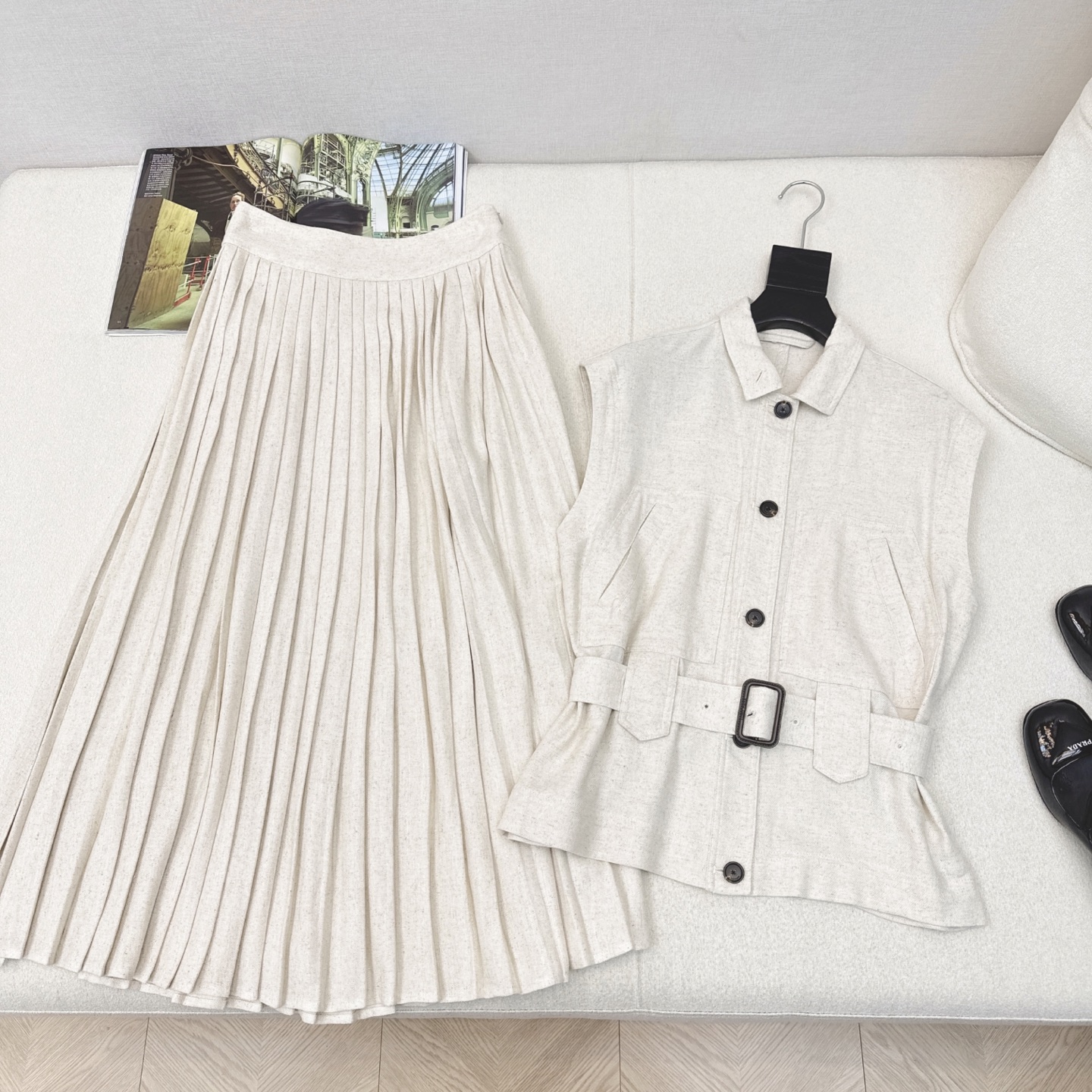 Elegant Linen Vest and Skirt Set: Sophisticated Spring/Summer Outfit 4 i1745901031297 6295 0 2