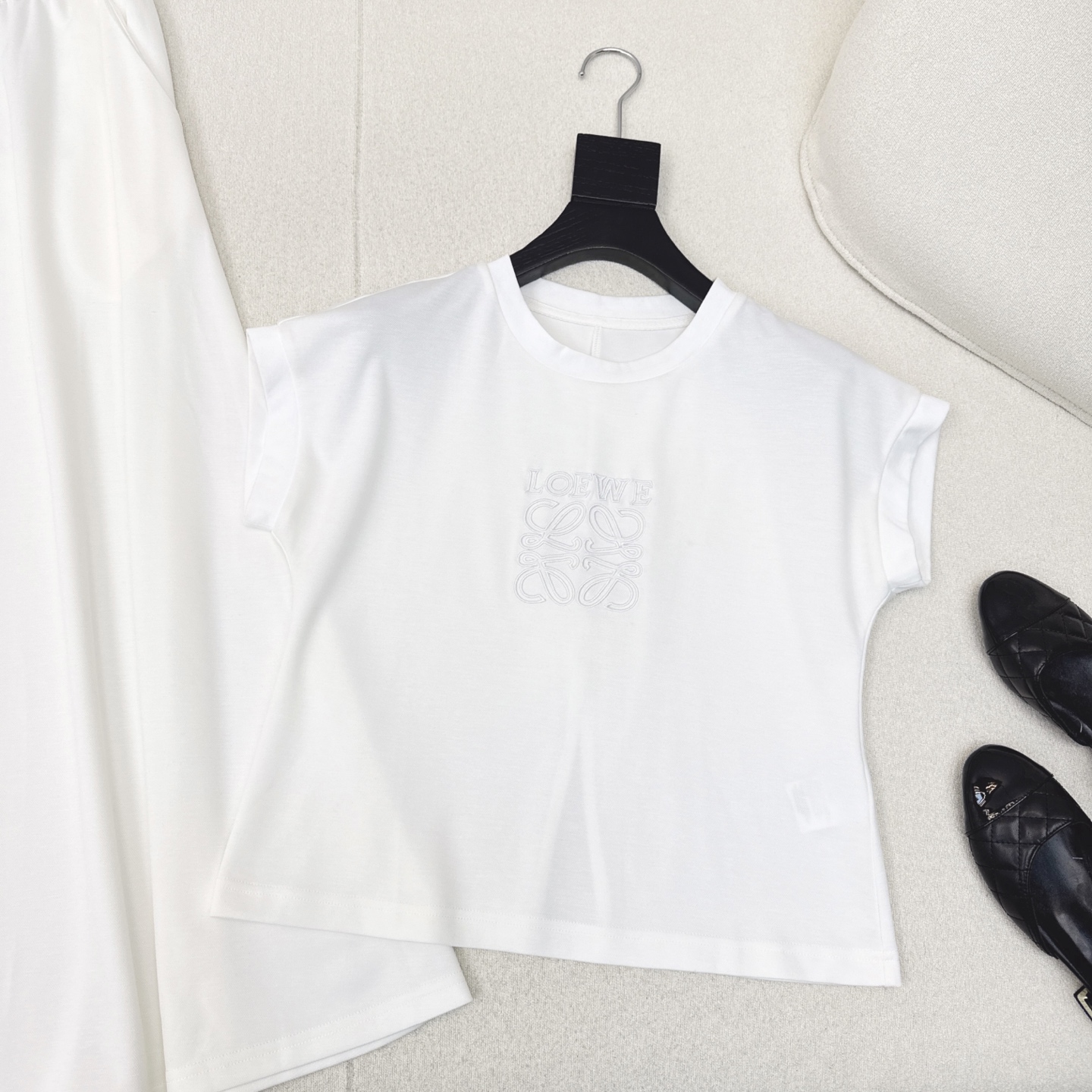 Loe 25SS Casual Two-Piece Outfit: Round Neck Top & Elastic Waist Skirt 5 i1745992420924 7549 0 3