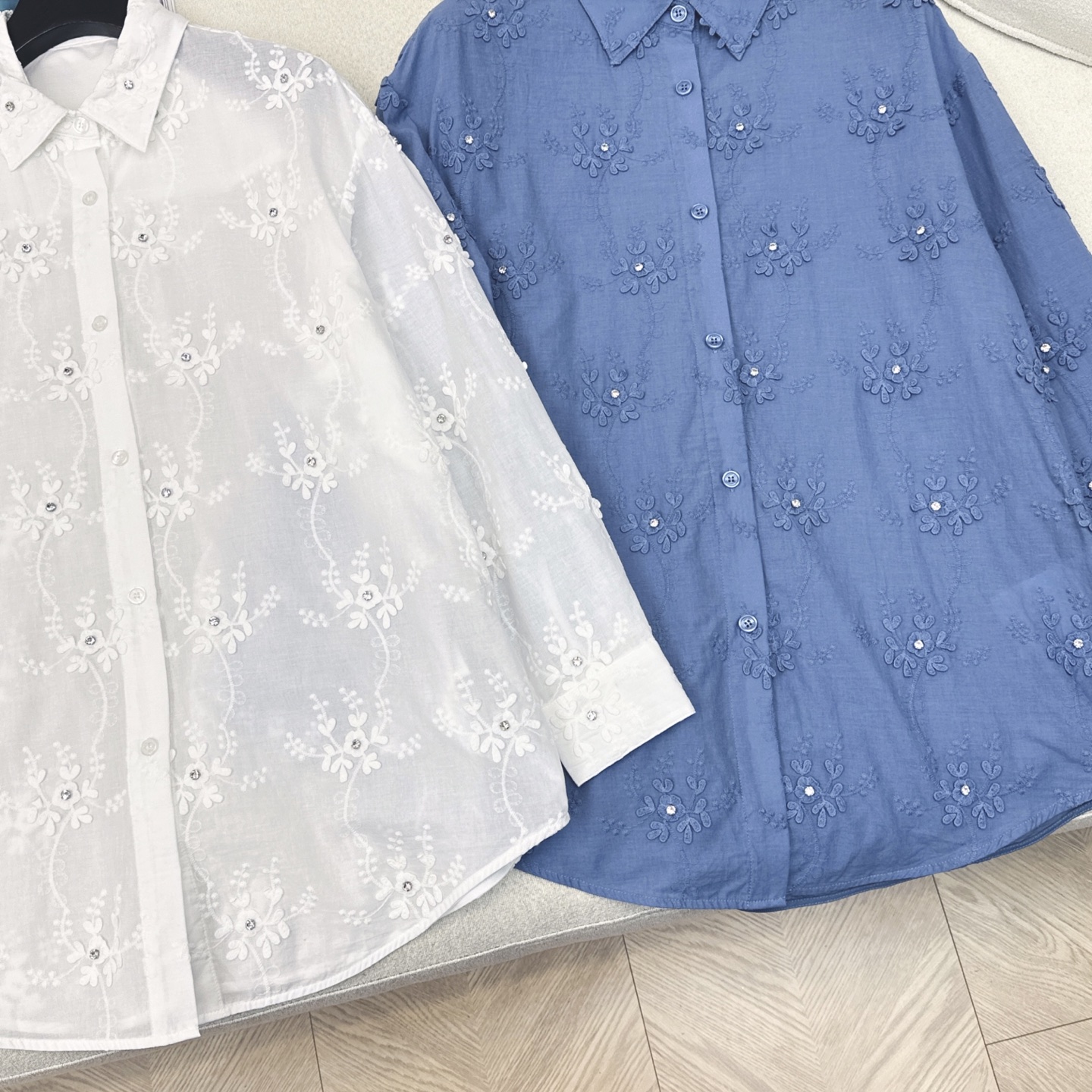 VLTN 25SS Floral Appliqué Shirt - Spring/Summer Collection 5 i1746159812275 929 0 3