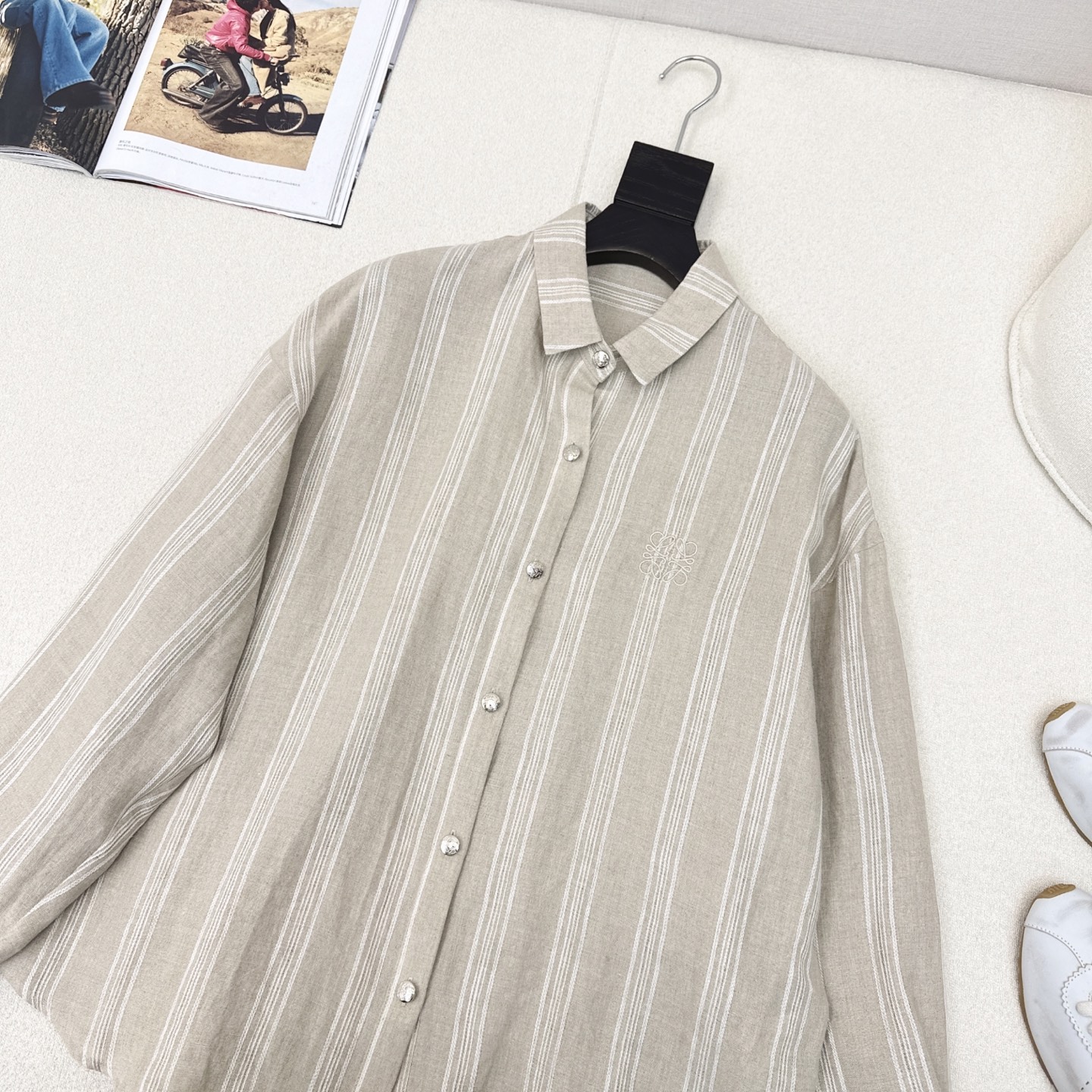 Striped Linen Shirt - Loose Fit, Embroidered Detail, and Sun Protection 3 i1746848812629 9666 0 1