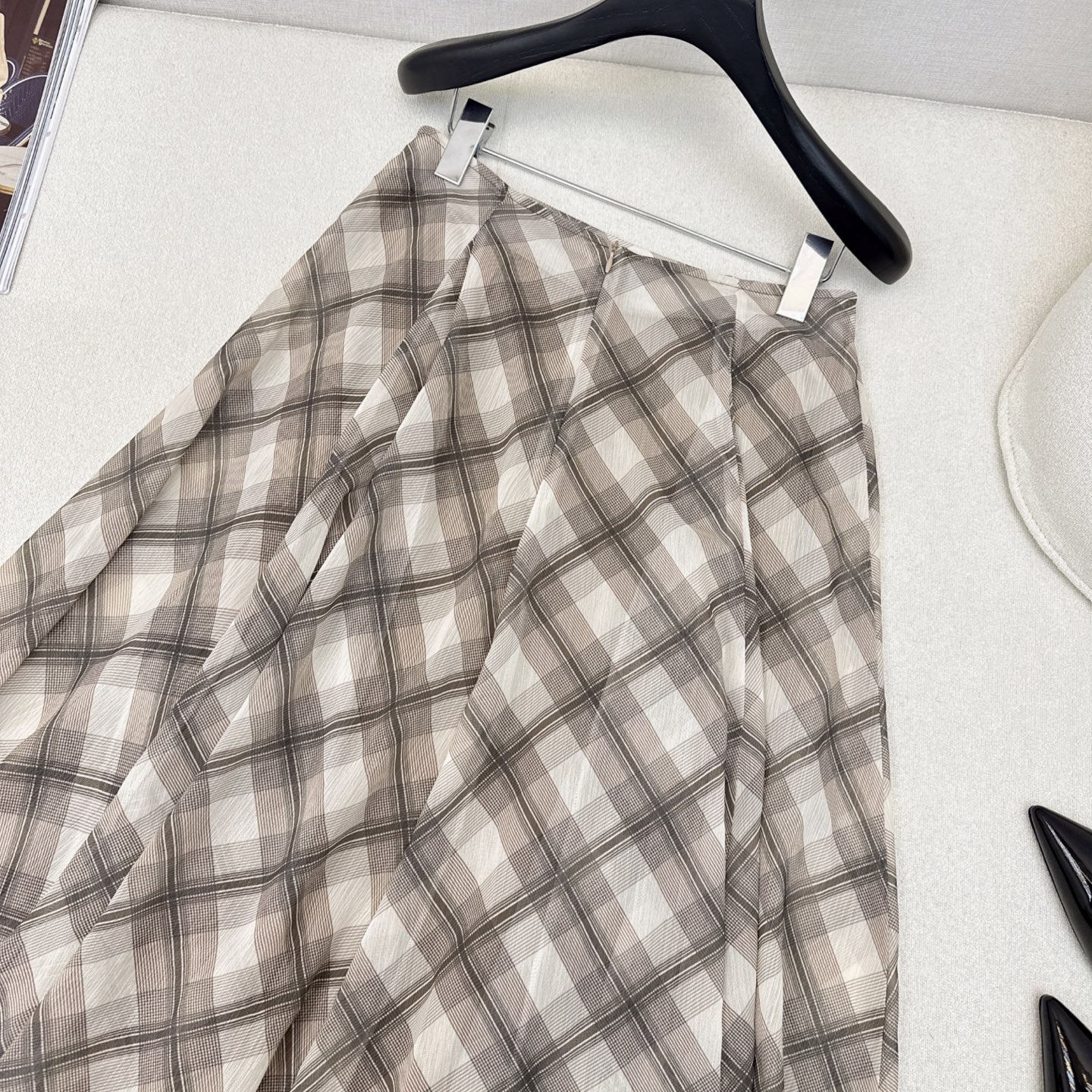 French-Style Summer Vacation Dress: Original, Scavenging, and Twirling Design Highlighted. - 图片 9