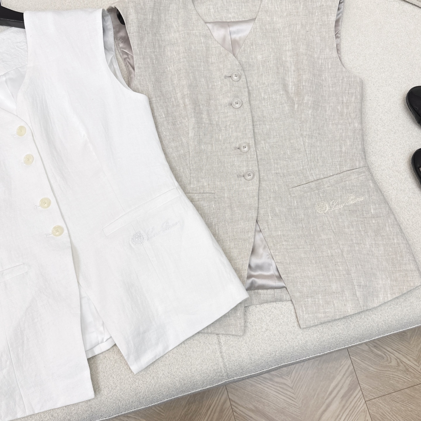 特价🉐️ ❗️齐码现货❗️不退不换❗️优雅高级感 lp🆕 25Ss———春夏最新款logo刺绣装饰套装 