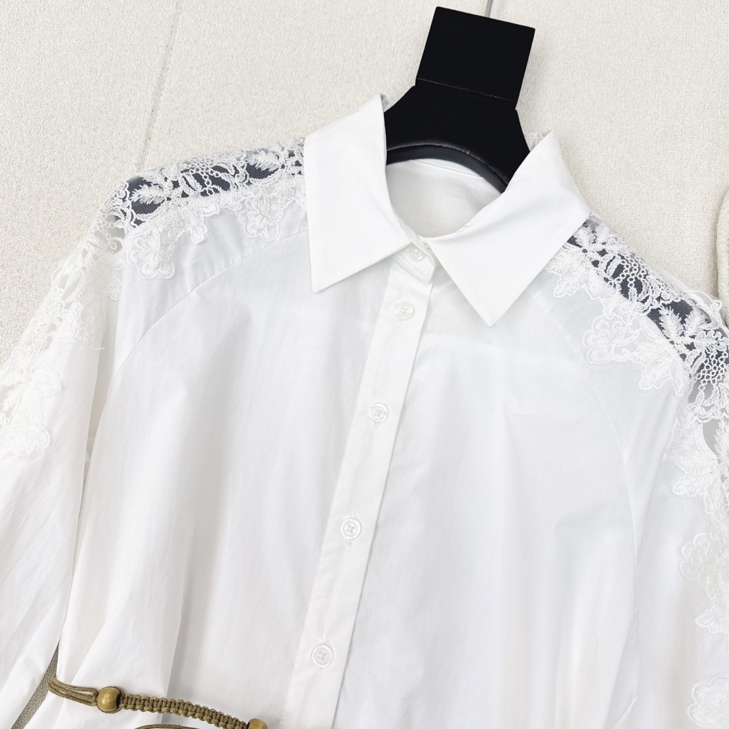 特价🉐️ ❗️现货齐码❗️不退不换❗️优雅一套搭配 Es 25Ss————春夏最新款镂空刺绣蕾丝面料套装