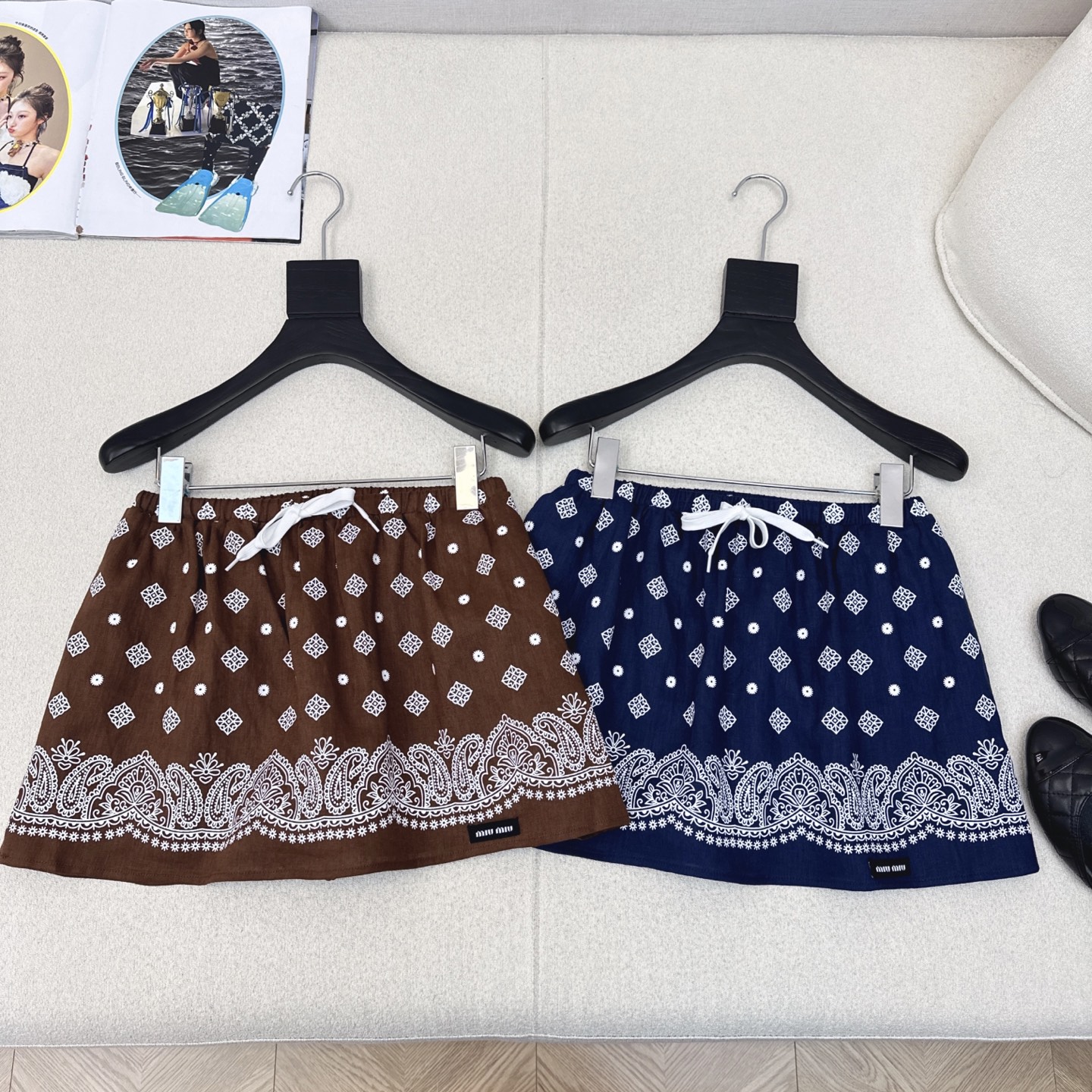 特价🉐️❗️现货齐码❗️不退不换❗️复古波西米亚 Miu 25Ss————春夏最新款复古腰果花印花套装🖤