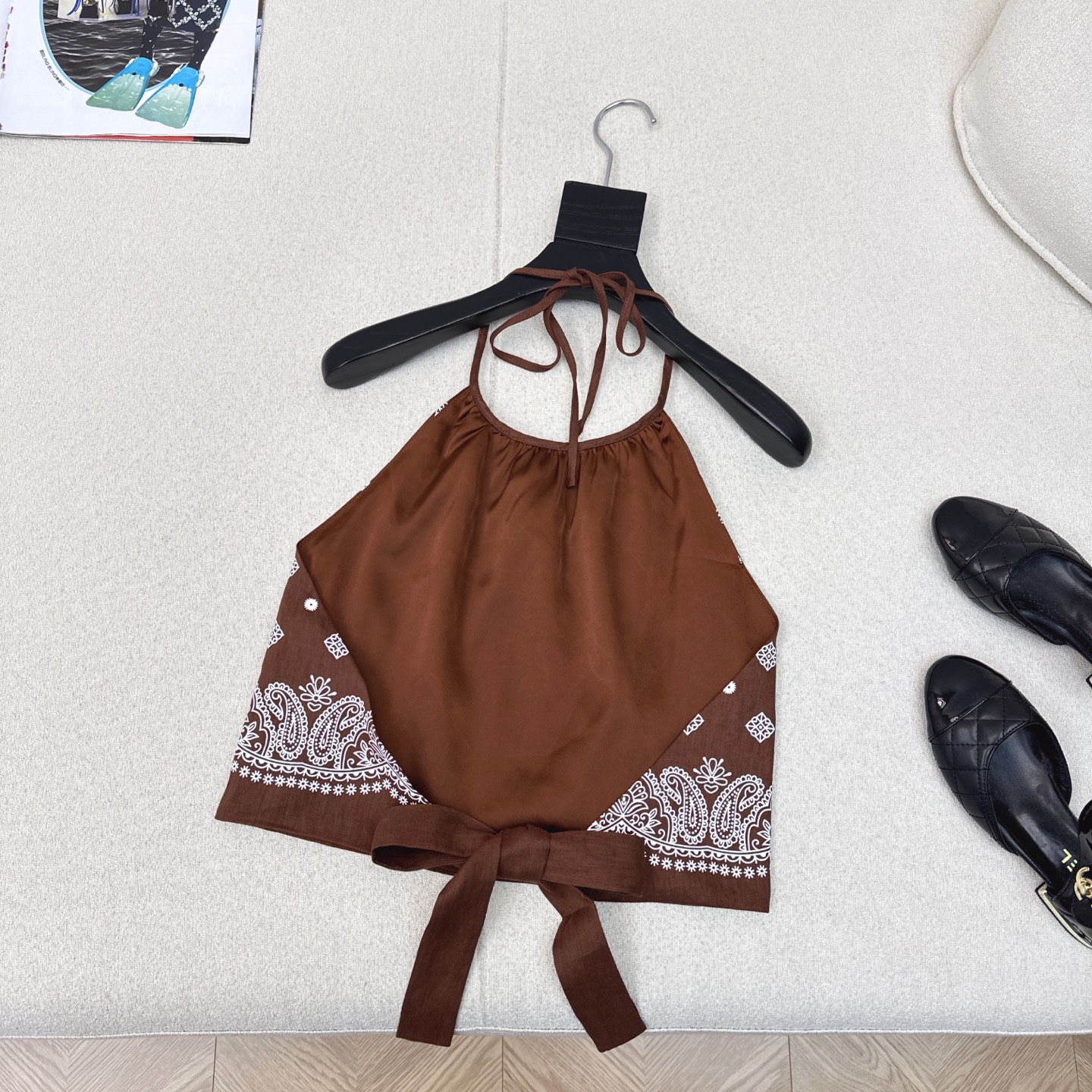 特价🉐️❗️现货齐码❗️不退不换❗️复古波西米亚 Miu 25Ss————春夏最新款复古腰果花印花吊带🖤