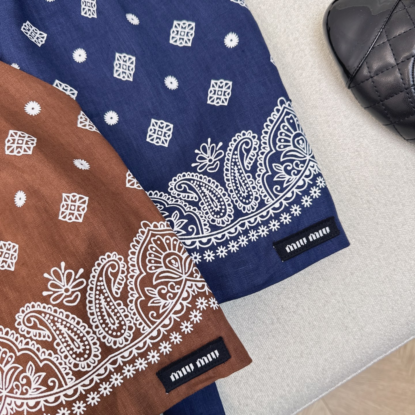 特价🉐️❗️现货齐码❗️不退不换❗️复古波西米亚 Miu 25Ss————春夏最新款复古腰果花印花吊带🖤