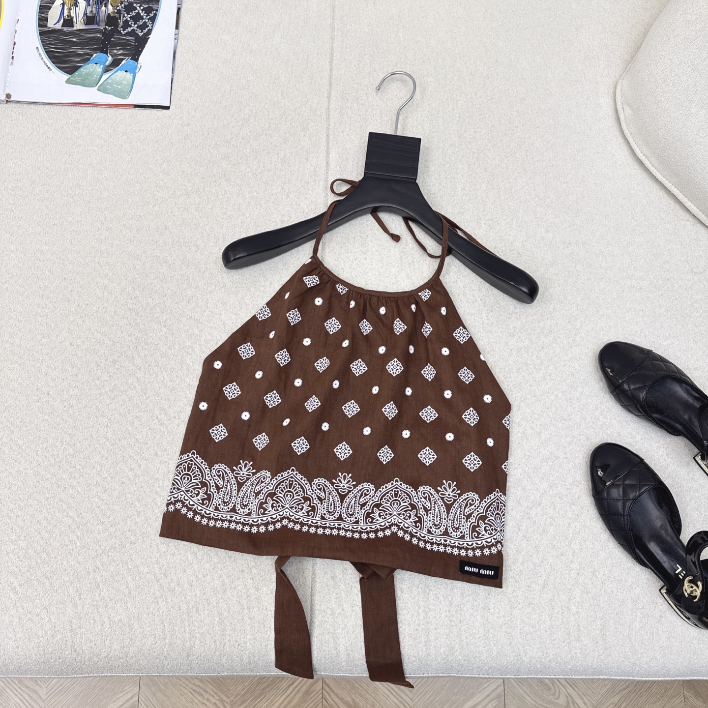 特价🉐️❗️现货齐码❗️不退不换❗️复古波西米亚 Miu 25Ss————春夏最新款复古腰果花印花吊带🖤