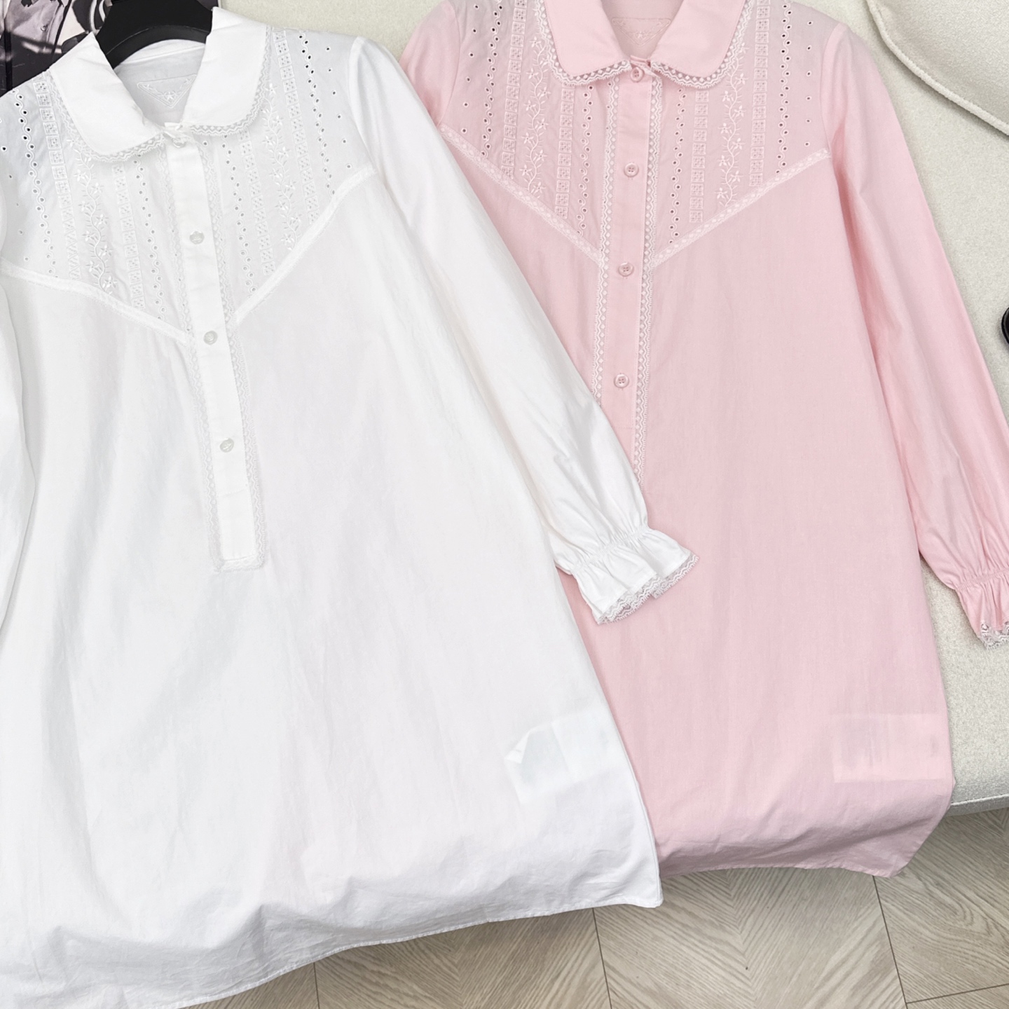 特价🉐️❗️现货齐码❗️不退不换❗️PD 25Ss————春夏最新款原单品质南法风情蕾丝花边长袖衬衫式连