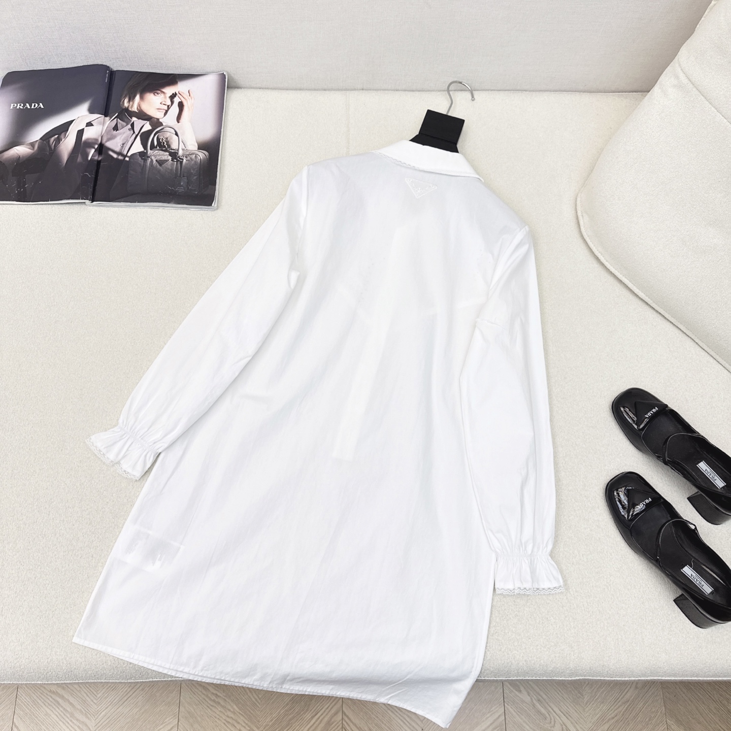 特价🉐️❗️现货齐码❗️不退不换❗️PD 25Ss————春夏最新款原单品质南法风情蕾丝花边长袖衬衫式连