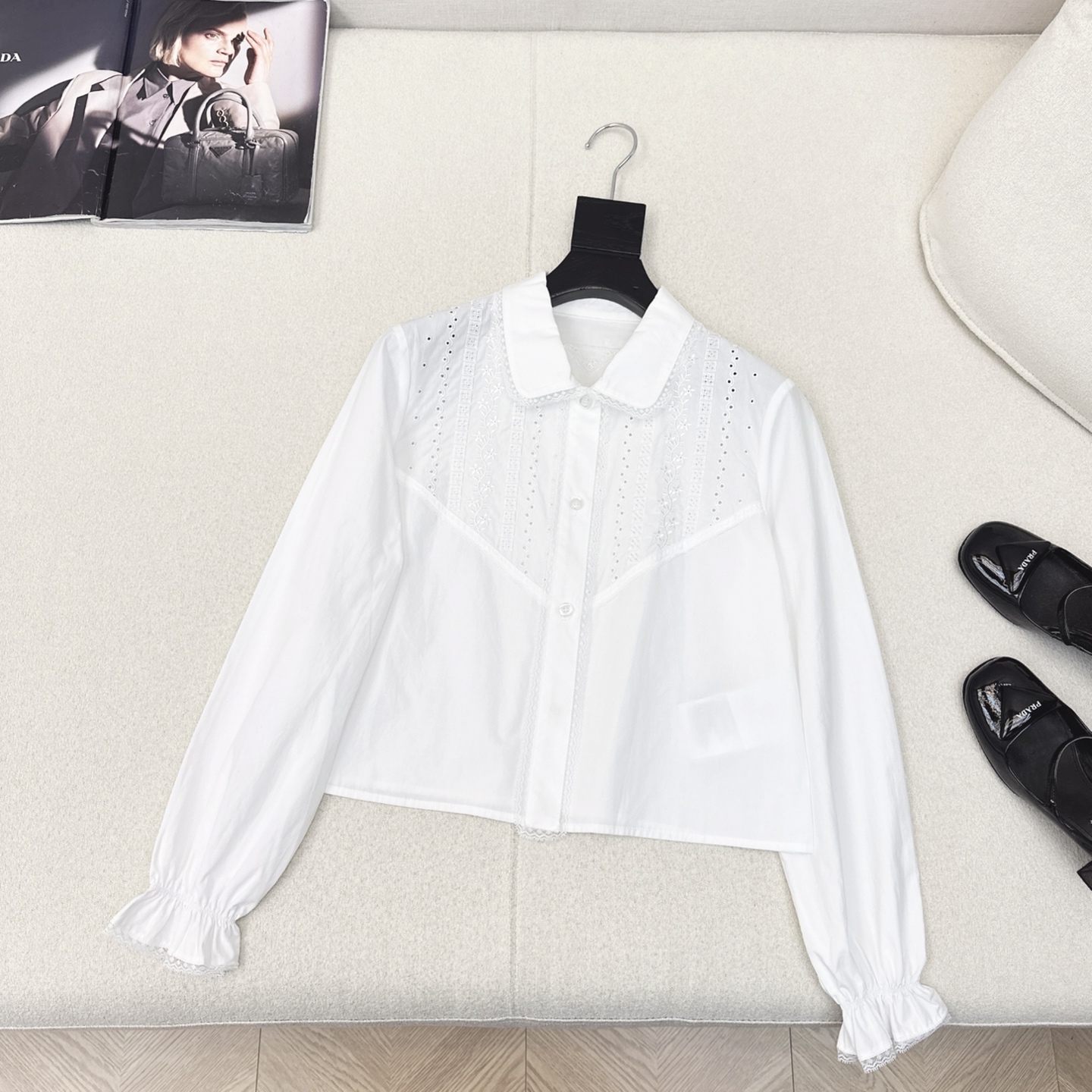 特价🉐️❗️现货齐码❗️不退不换❗️PD 25Ss———春夏最新款南法风情蕾丝花边长袖衬衫🤍定位花卉镂空