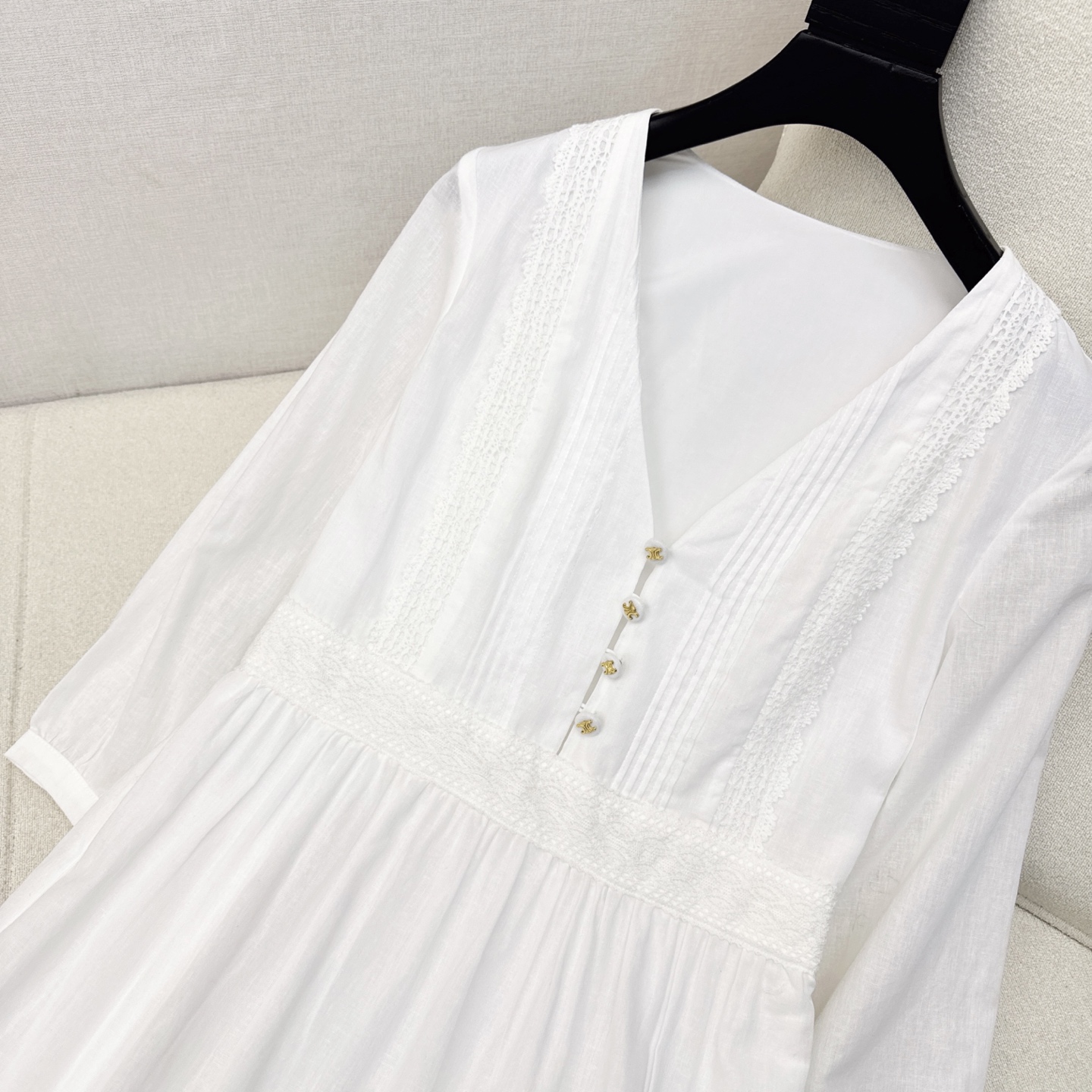 特价🉐️ ❗️现货齐码❗️不退不换❗️独家首发 CE 25Ss————春夏最新款拼接花边装饰长款连衣裙🤍