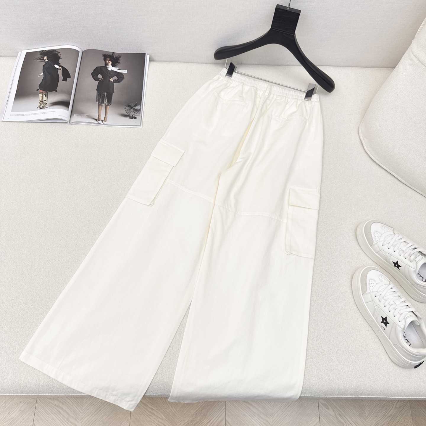 特价🉐️❗️现货齐码❗️不退不换❗️休闲必备款 Alo 25Ss————春夏最新款刺绣小徽章装饰休闲工装