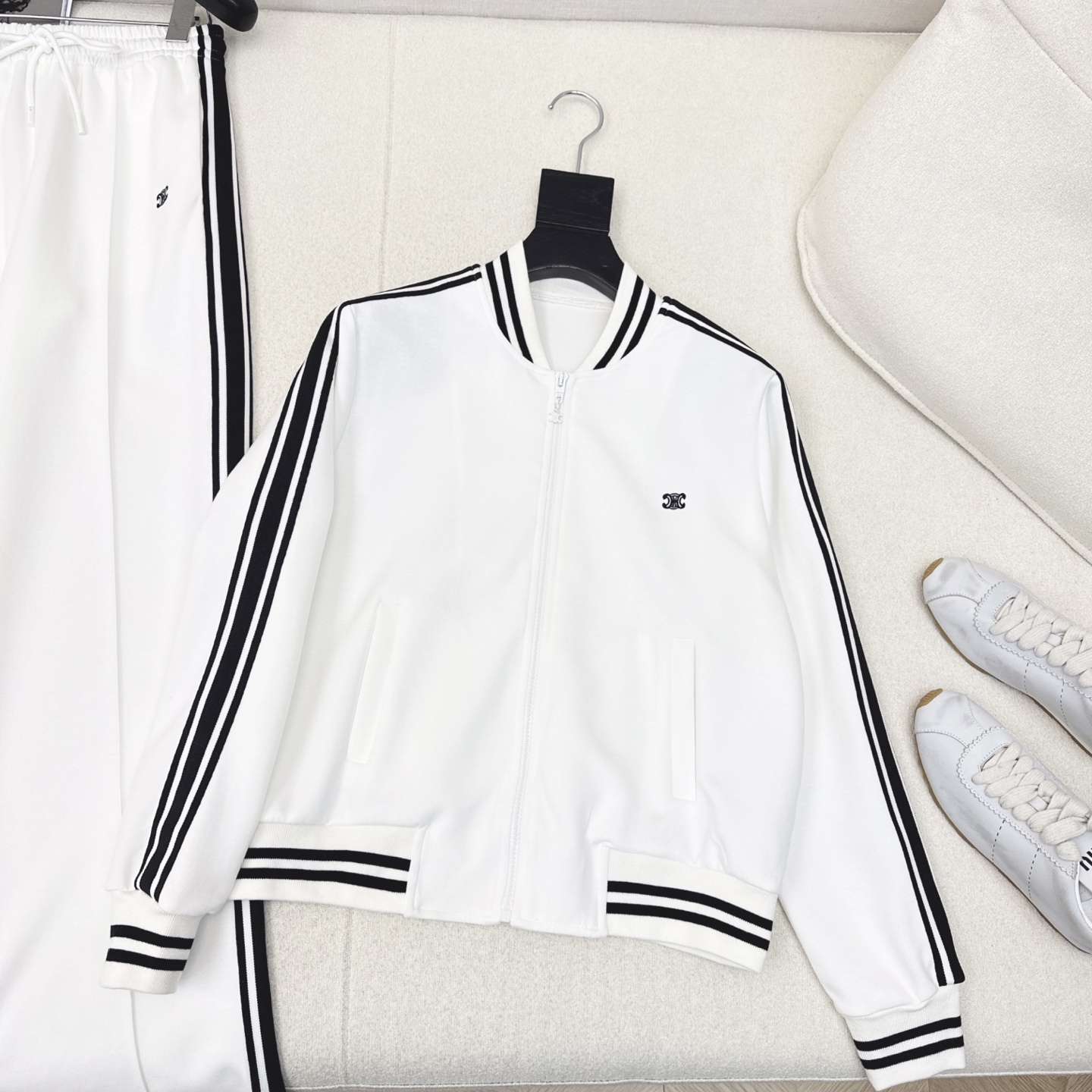 特价🉐️一套❗️SM❗️不退不换❗️爆单款推荐 CE 25Ss———早秋最新款懒人必备套装 🖤休闲一套搭