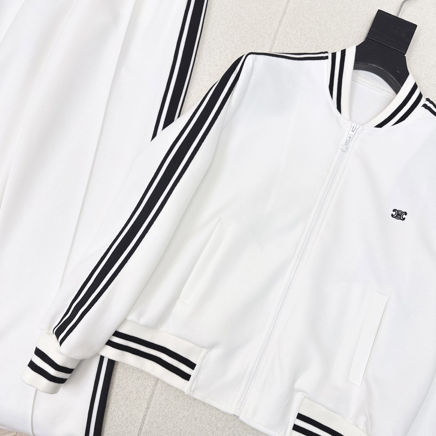 特价🉐️一套❗️SM❗️不退不换❗️爆单款推荐 CE 25Ss———早秋最新款懒人必备套装 🖤休闲一套搭