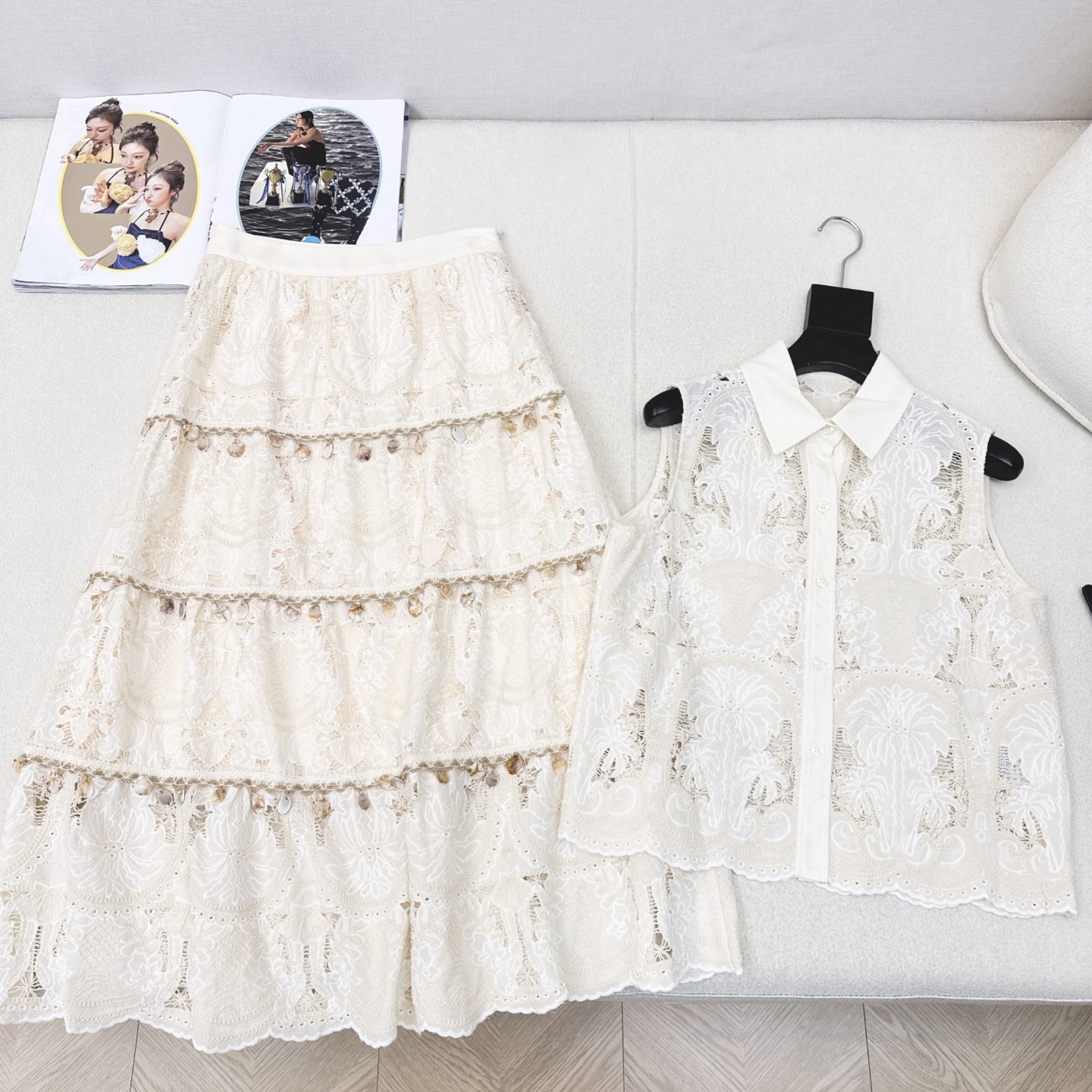 Fashion Summary: VLTN 25Ss Launch – Stylish Summer in Paris with Exclusive Shirt and Half-Skirt - 图片 1