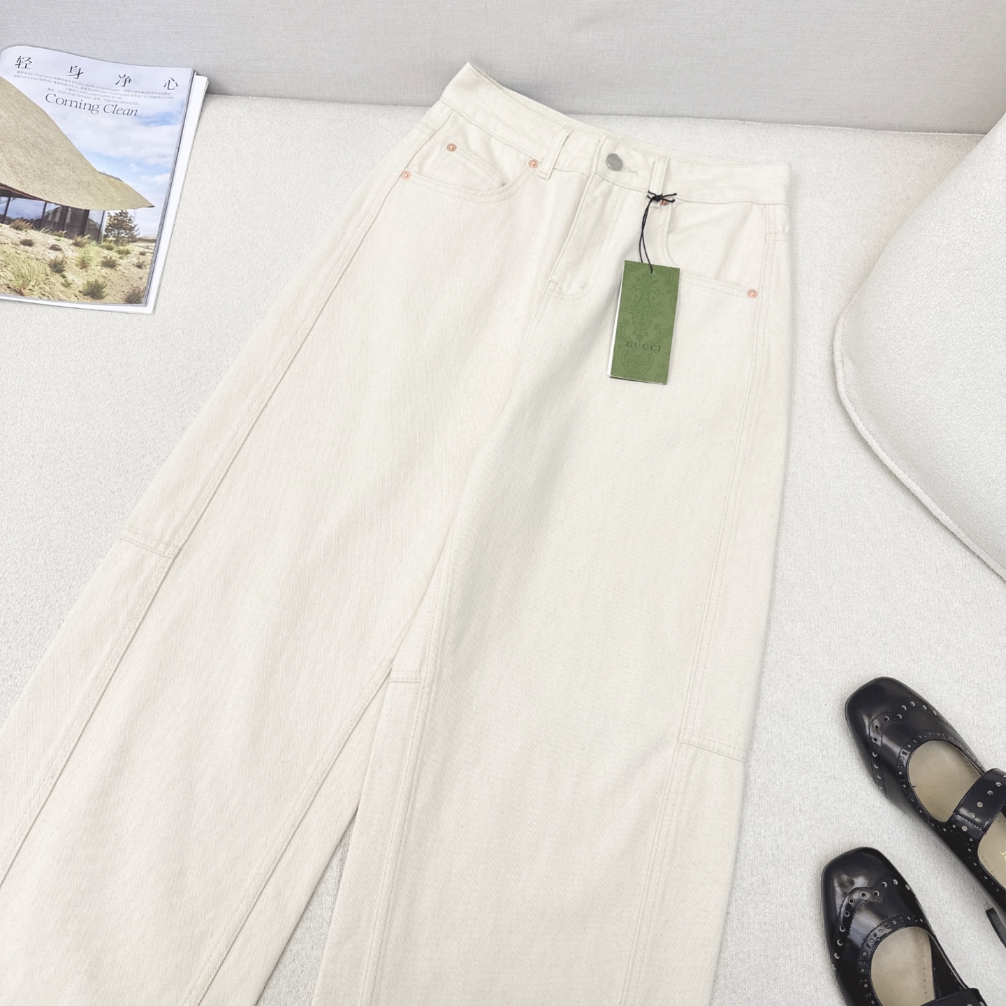 GU 26Ss———早秋新款走秀款阔腿直筒牛仔裤 🤍简直就是行走的显长腿神器 直筒的版型 不挑人又百搭 