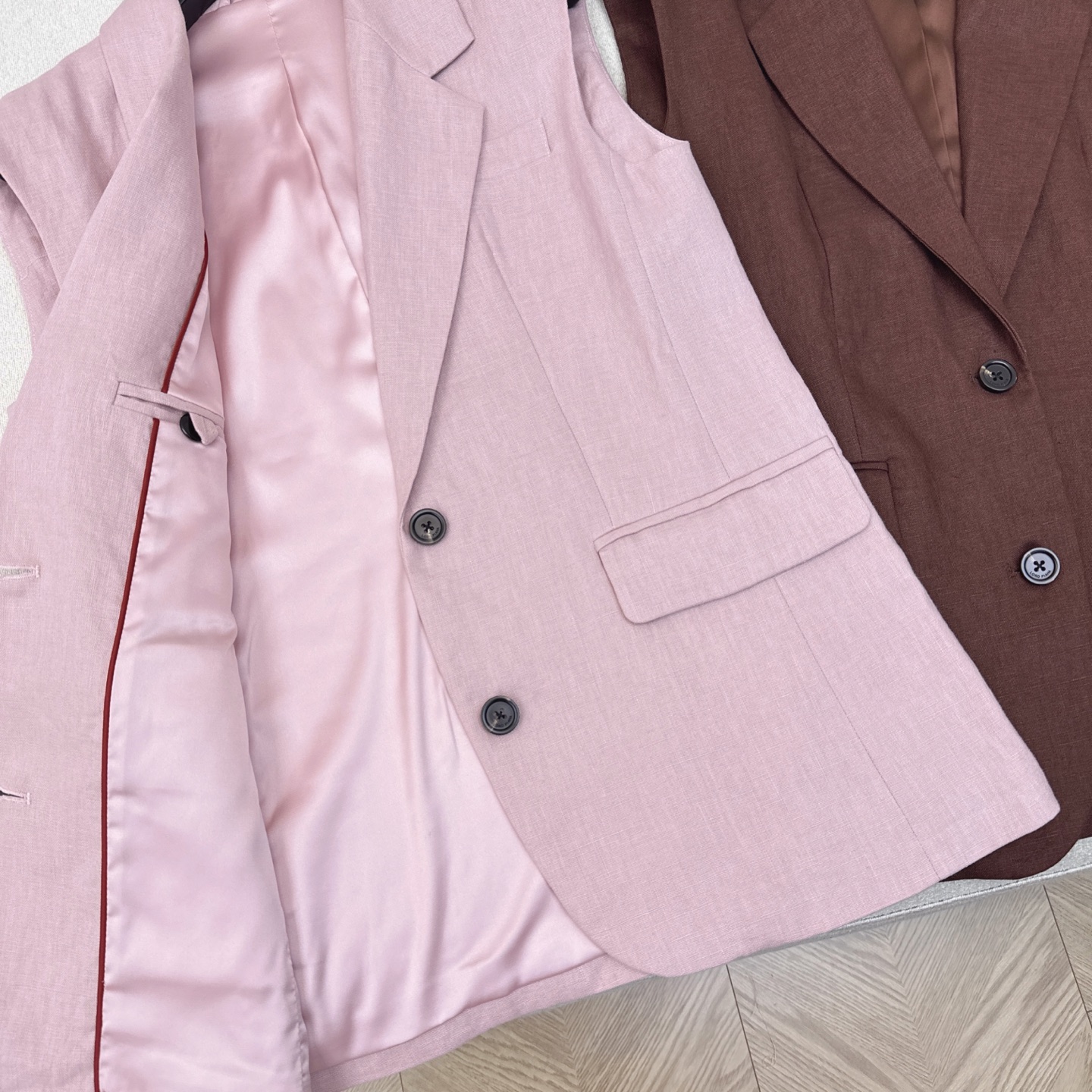 特价🉐️❗️现货齐码❗️不退不换❗️LP Ss————早秋最新款单排扣亚麻西装马甲🤎极简休闲老钱风 微收