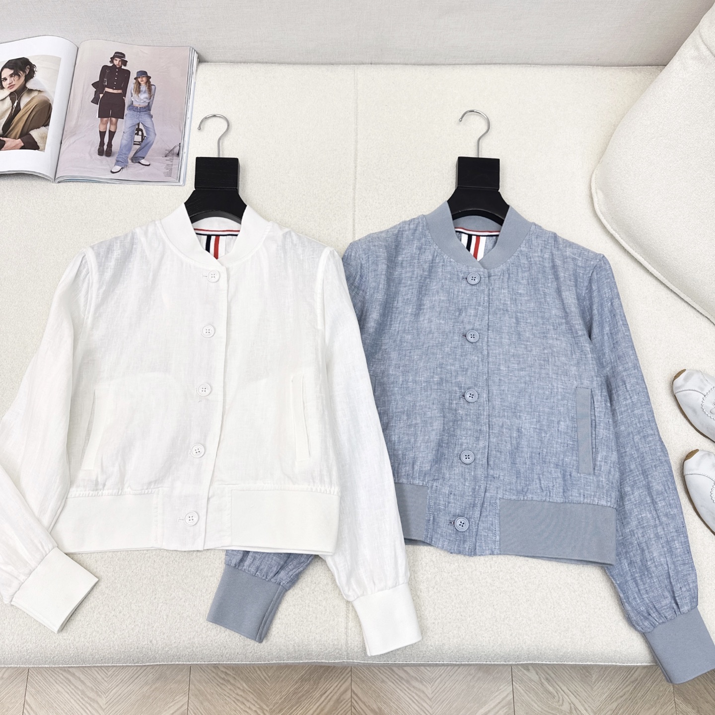 特价🉐️❗️蓝色SML❗️不退不换❗️TB 25Ss—————早秋最新款经典撞色织带拼接夹克外套🩵随性又