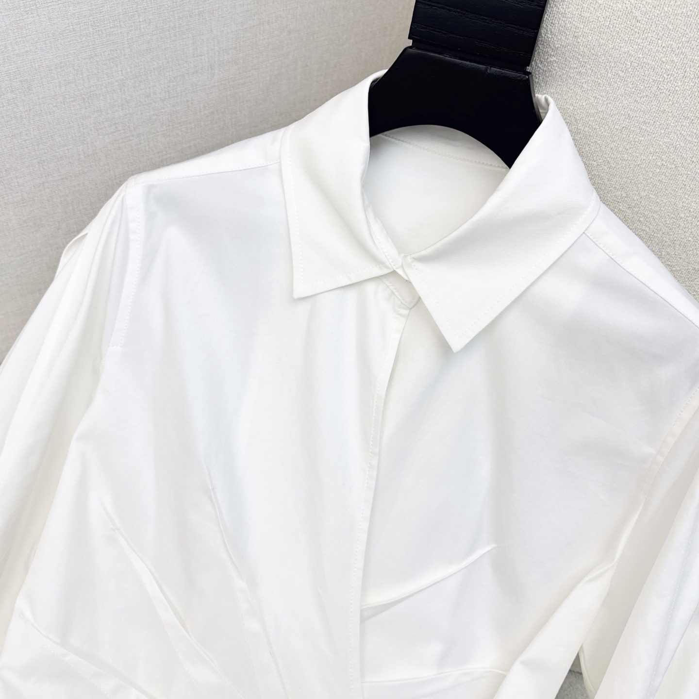 特价🉐️❗️现货齐码❗️不退不换❗️时髦实穿 Max 25Ss————早秋最新款高级极简风褶皱长款连衣裙